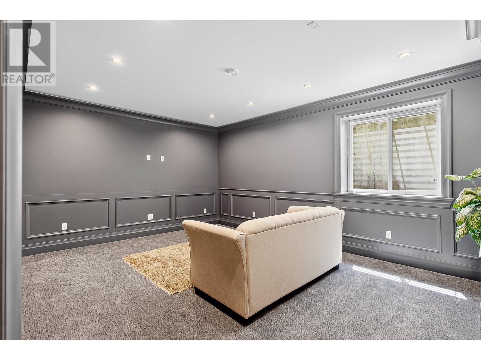 












9977 SULLIVAN STREET

,
Burnaby,




British Columbia
V3J1J1

