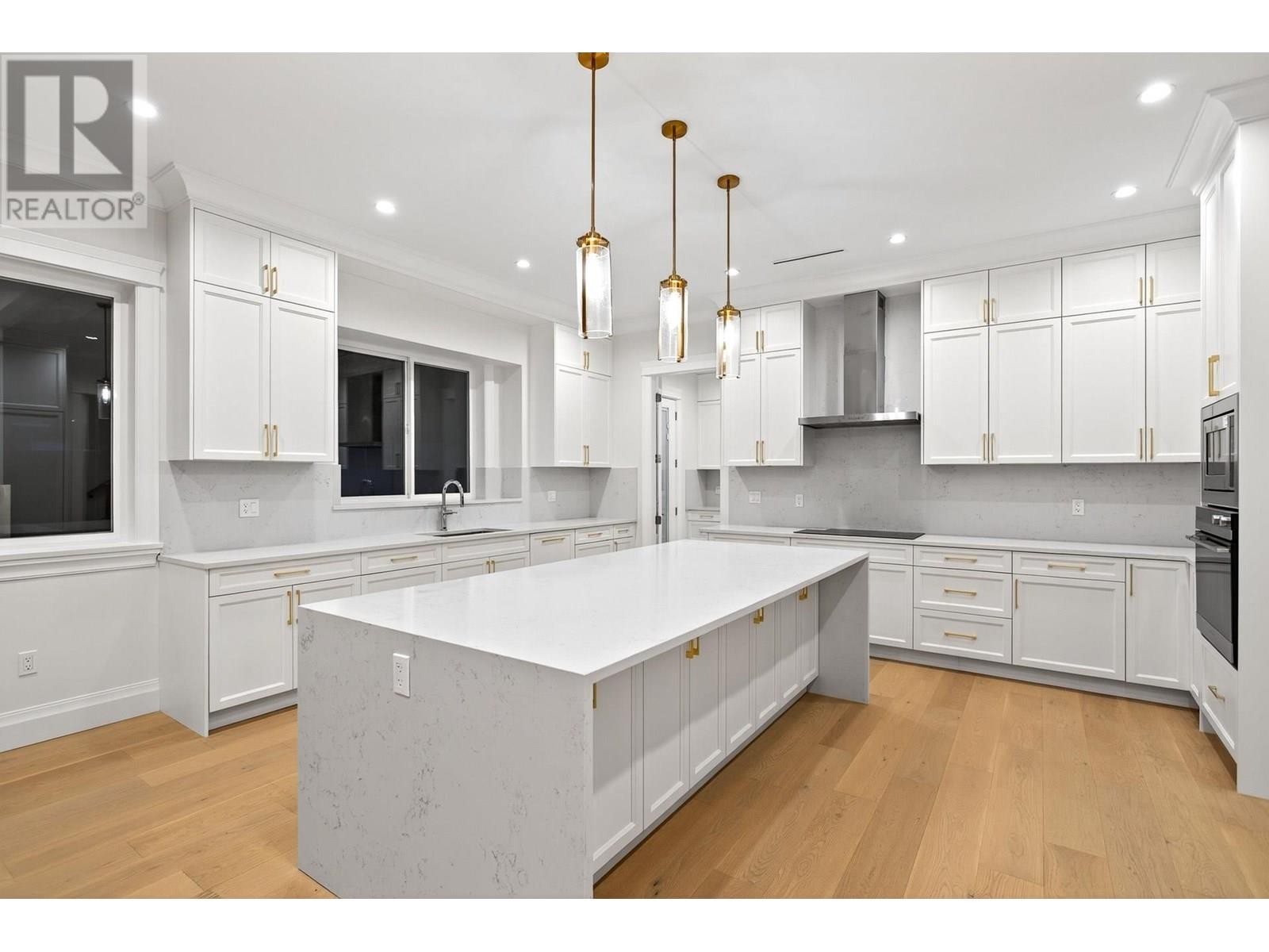 












9977 SULLIVAN STREET

,
Burnaby,




British Columbia
V3J1J1

