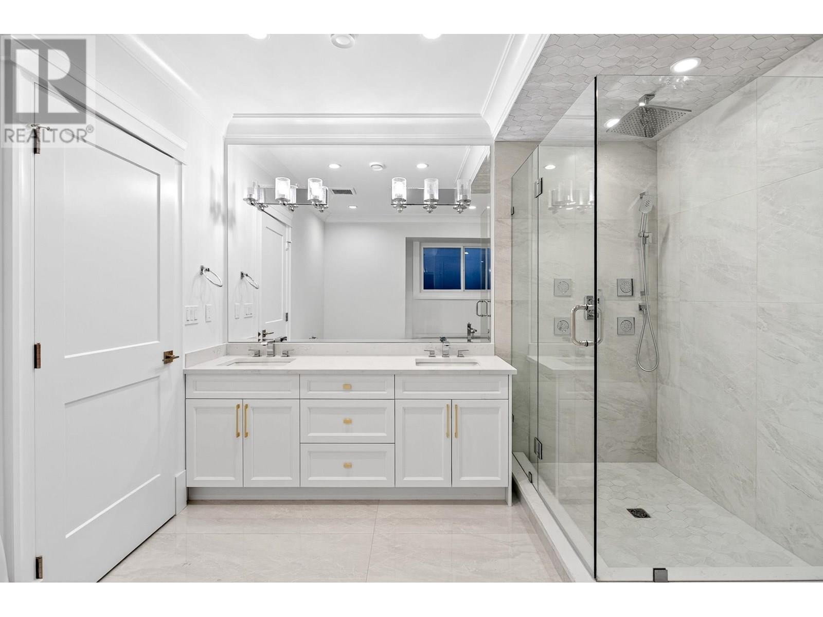 












9977 SULLIVAN STREET

,
Burnaby,




British Columbia
V3J1J1

