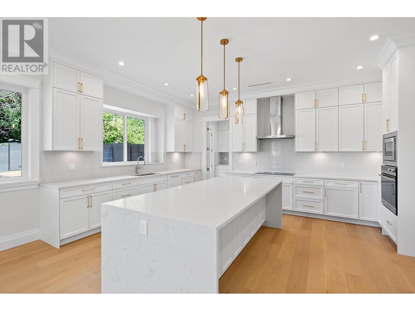 












9977 SULLIVAN STREET

,
Burnaby,




British Columbia
V3J1J1

