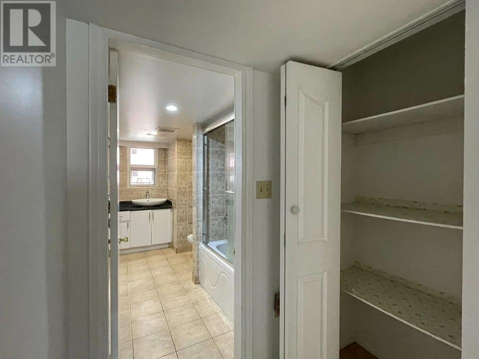 












11xxx SEALORD ROAD

,
Richmond,




British Columbia
V7A3K7

