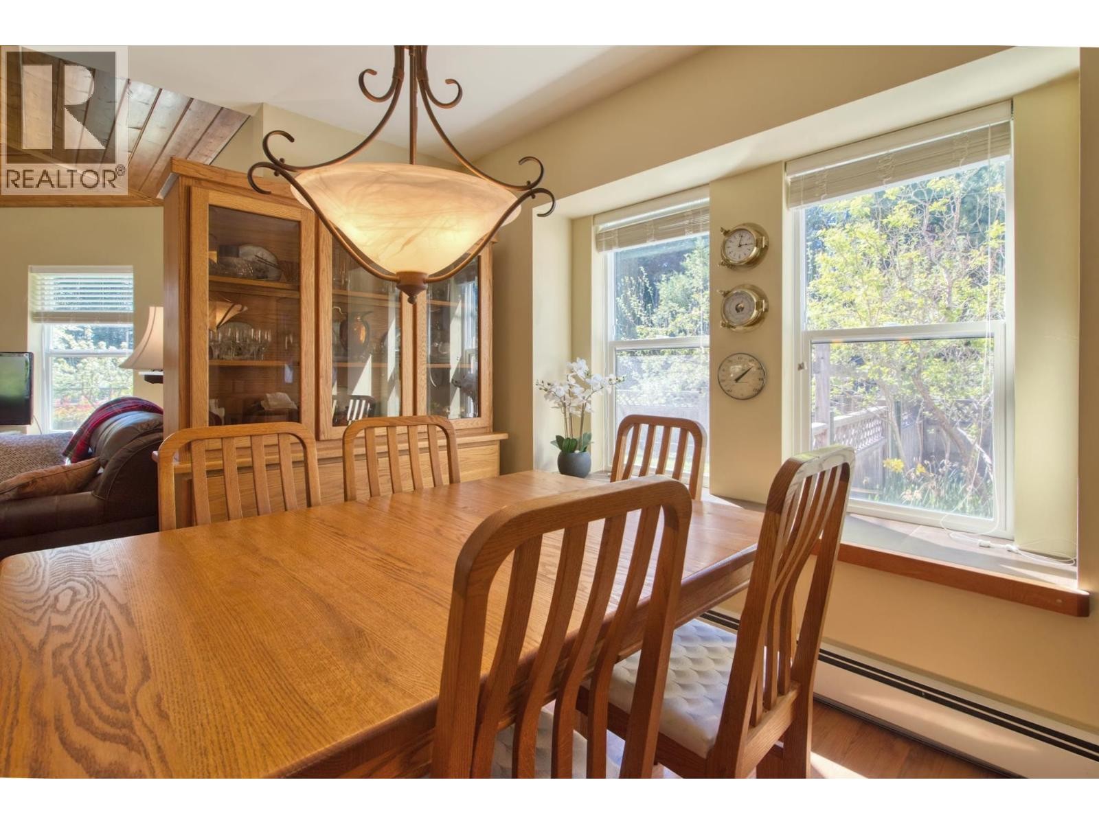 












13282 KEELSON ROAD

,
Garden Bay,




British Columbia
V0N1S1

