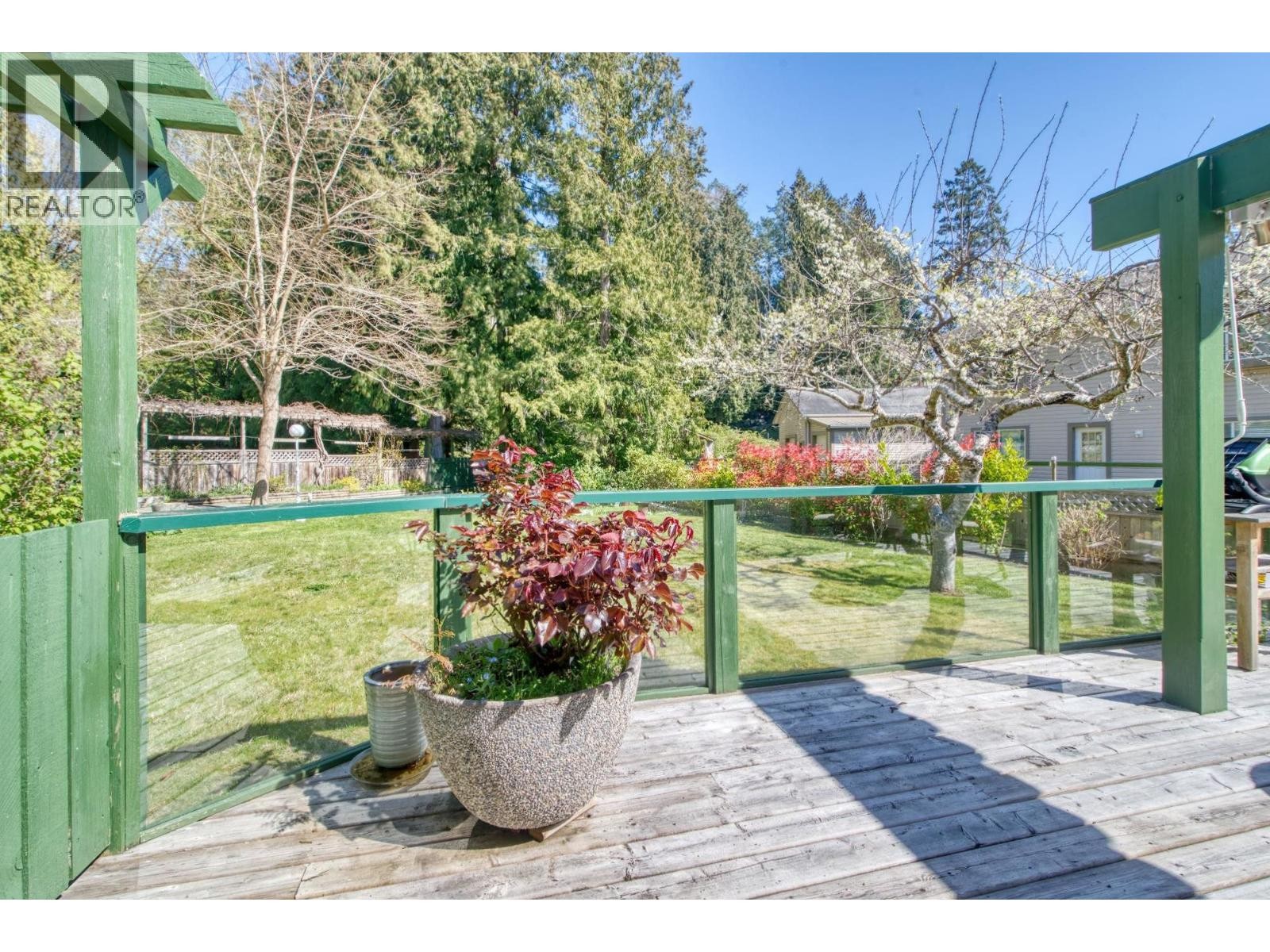 












13282 KEELSON ROAD

,
Garden Bay,




British Columbia
V0N1S1

