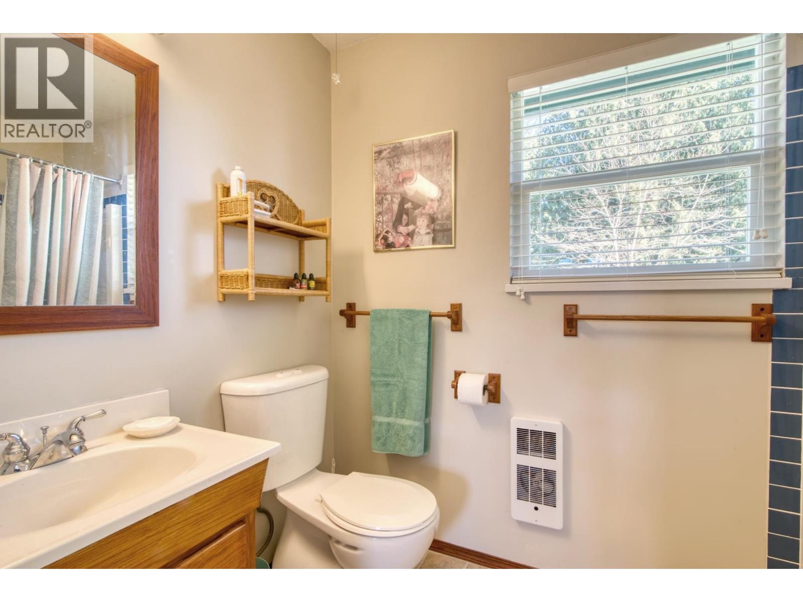 












13282 KEELSON ROAD

,
Garden Bay,




British Columbia
V0N1S1

