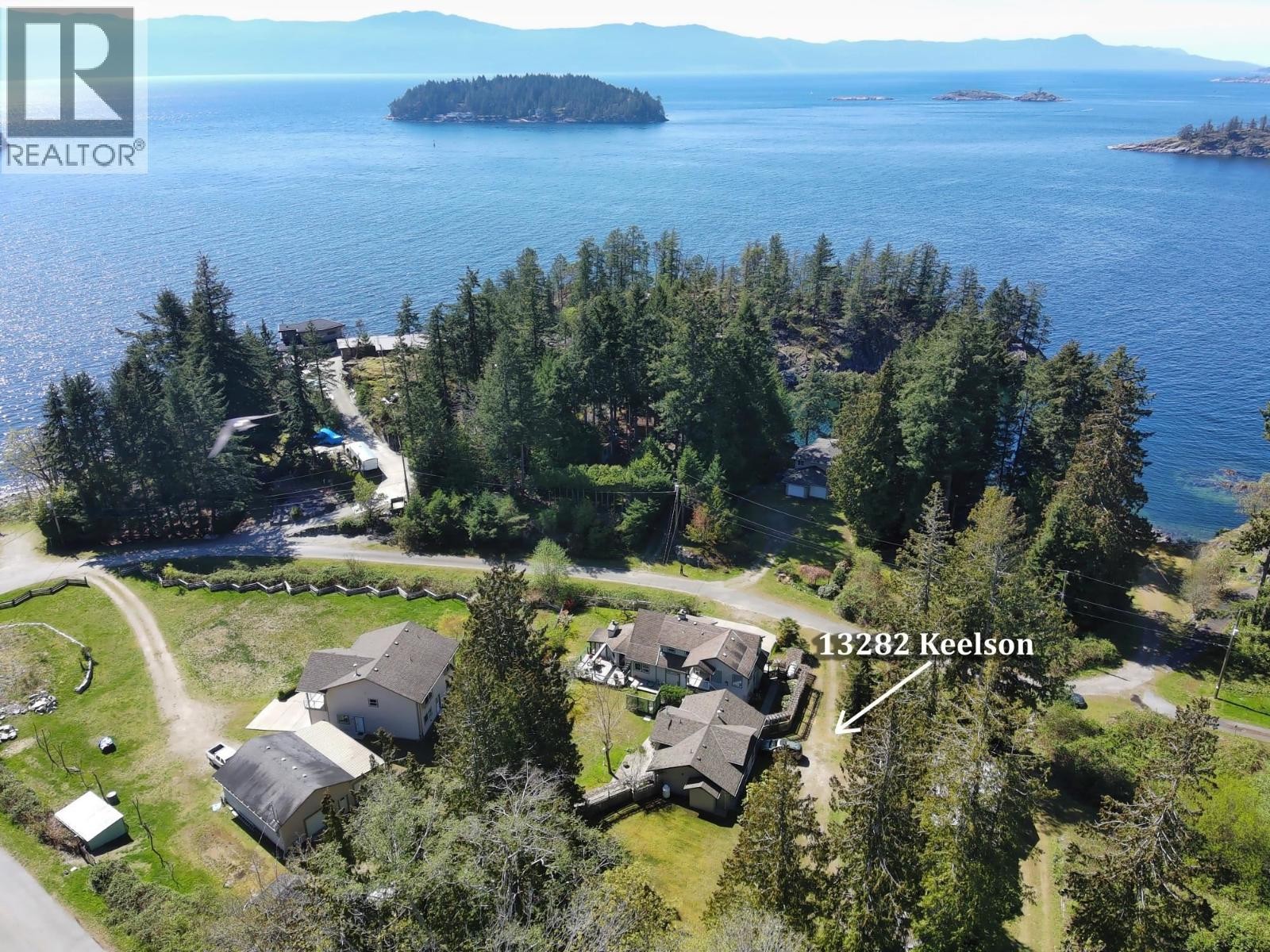 












13282 KEELSON ROAD

,
Garden Bay,




British Columbia
V0N1S1

