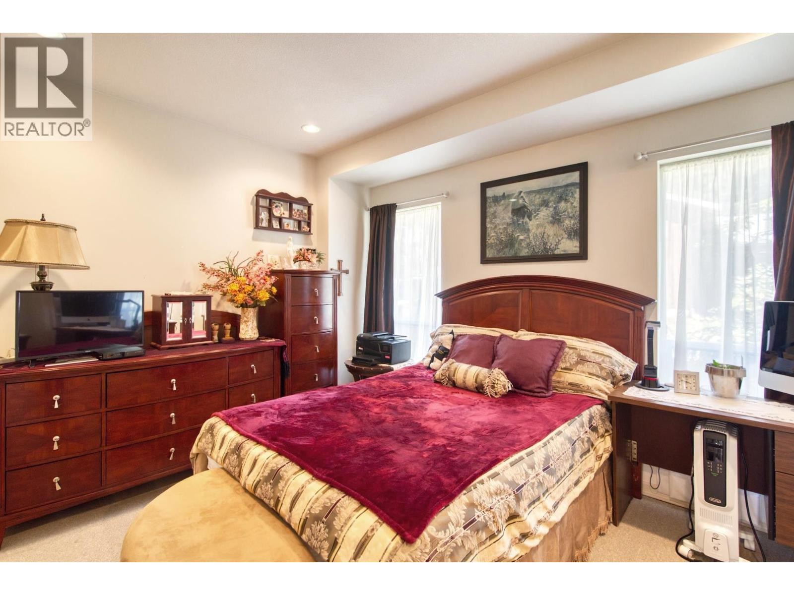 












13282 KEELSON ROAD

,
Garden Bay,




British Columbia
V0N1S1

