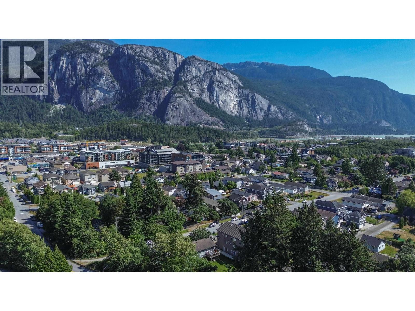












38069 FIFTH AVENUE

,
Squamish,




British Columbia
V0N1T0

