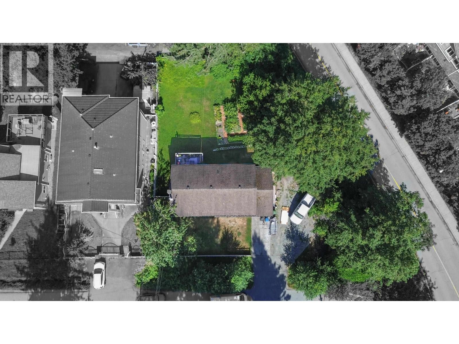 












38069 FIFTH AVENUE

,
Squamish,




British Columbia
V0N1T0

