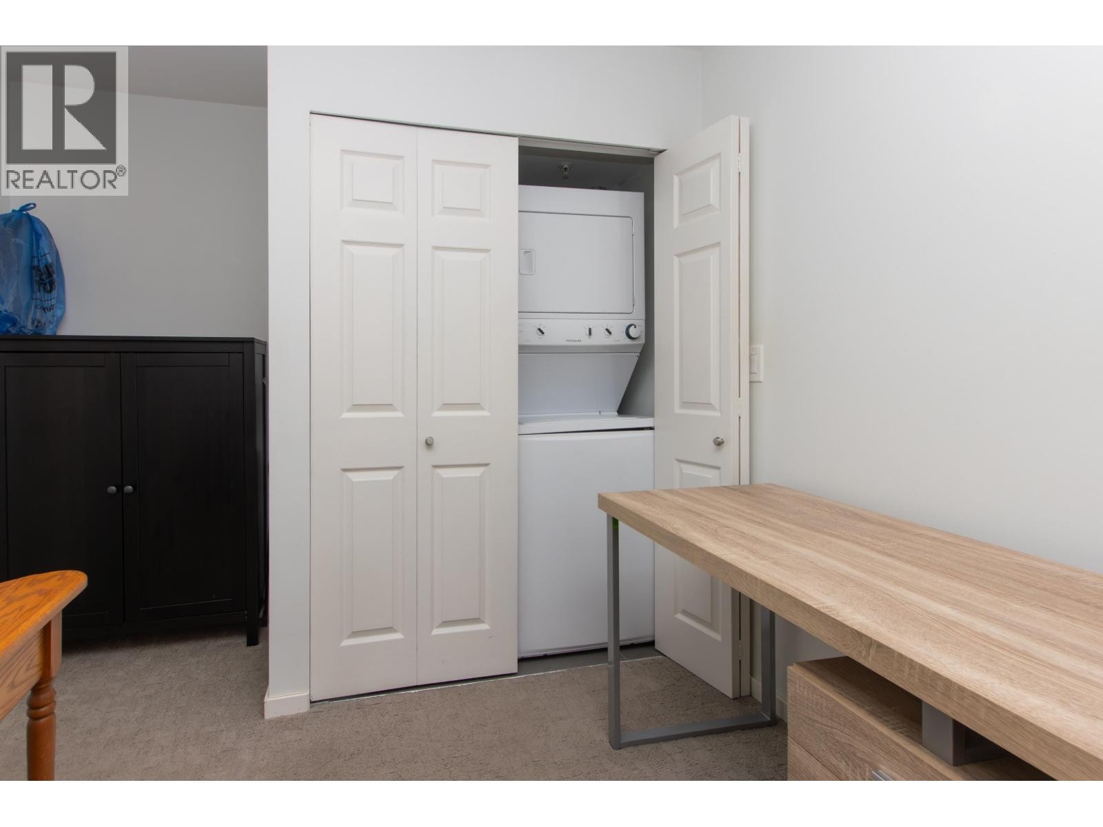 












C211 40140 WILLOW CRESCENT

,
Squamish,




British Columbia
V8B0M1

