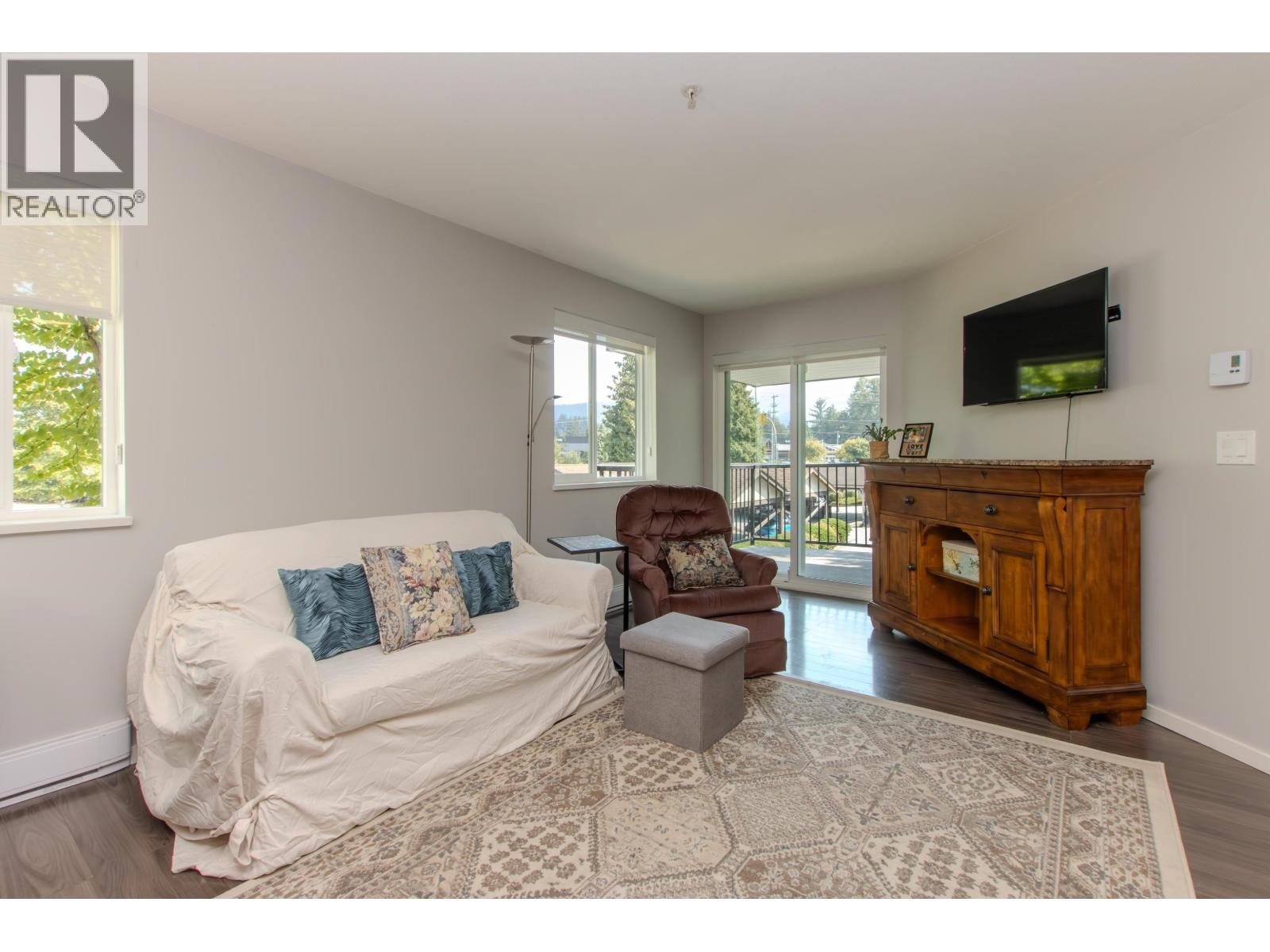 












C211 40140 WILLOW CRESCENT

,
Squamish,




British Columbia
V8B0M1

