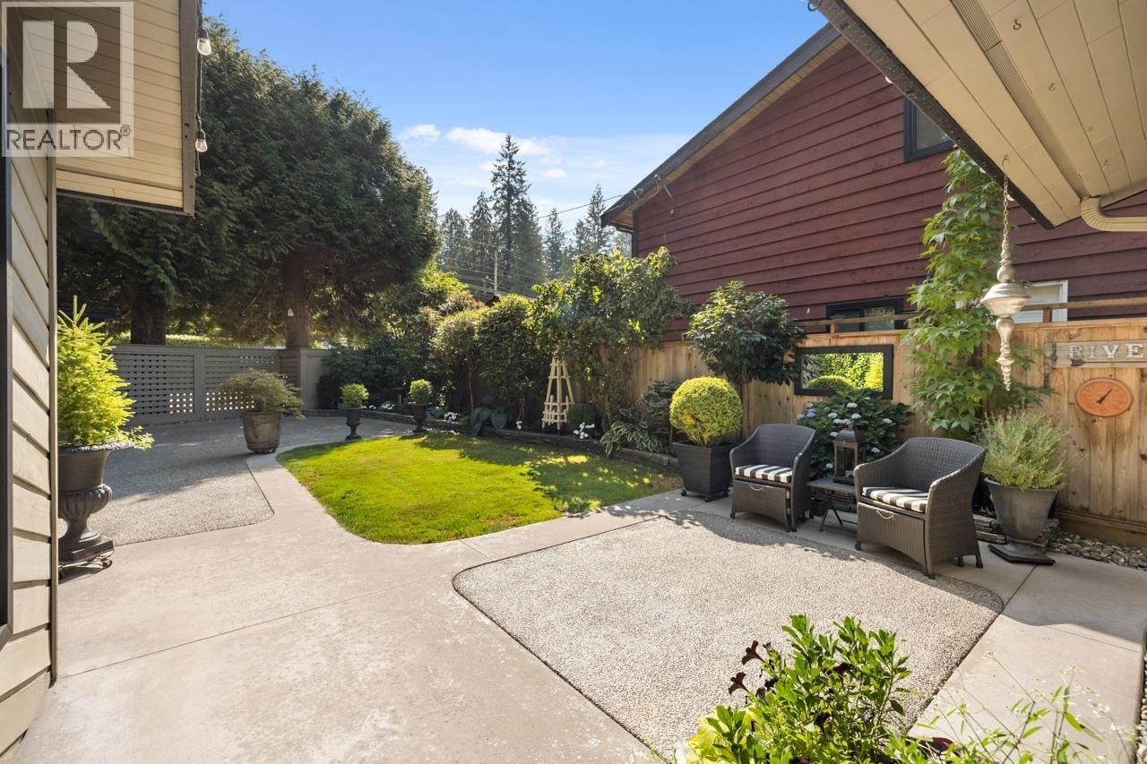 












849 RIVERSIDE DRIVE

,
North Vancouver,




British Columbia
V7H1V6

