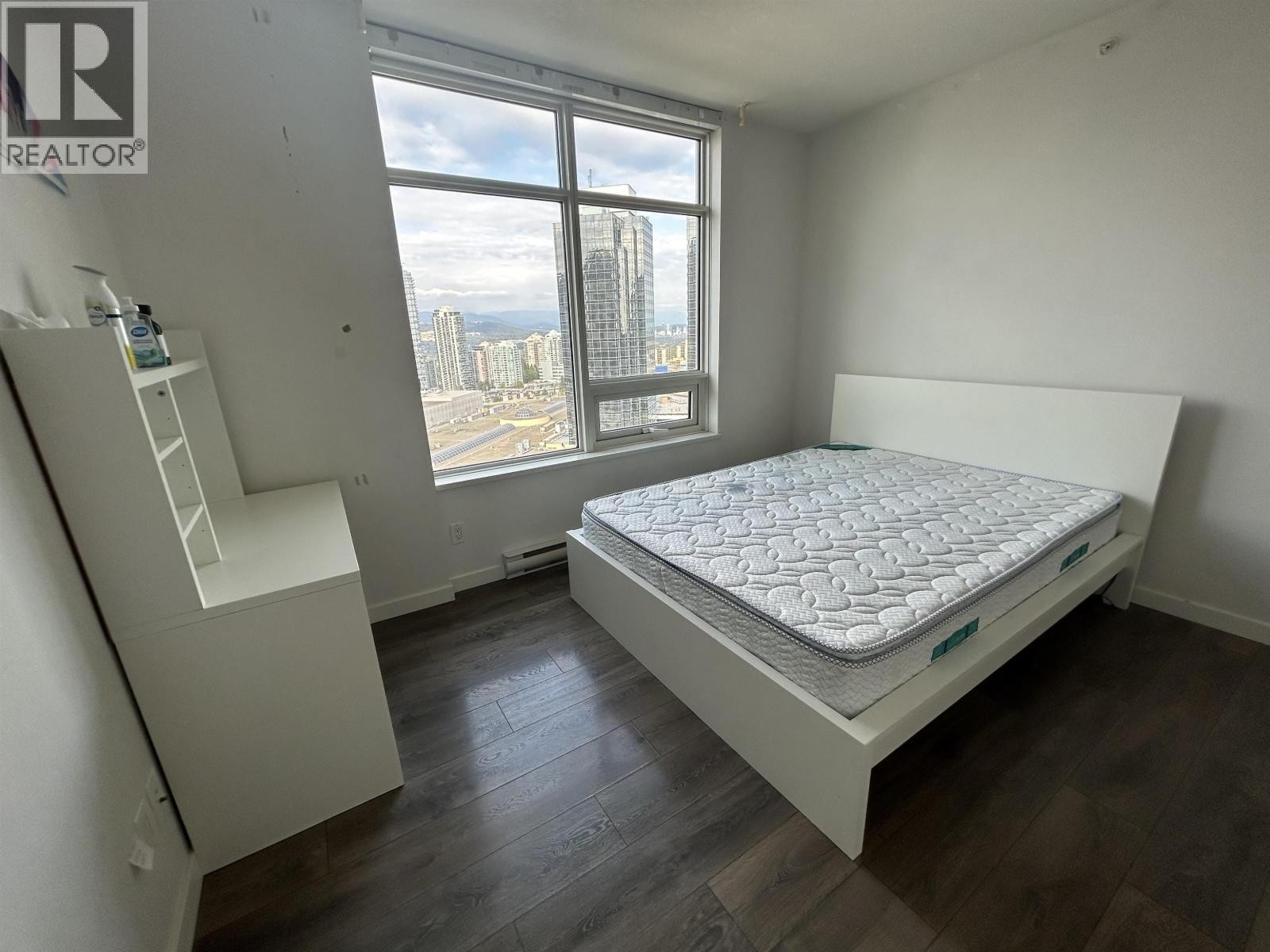 












2209 6461 TELFORD AVENUE

,
Burnaby,




British Columbia
V5H0B7

