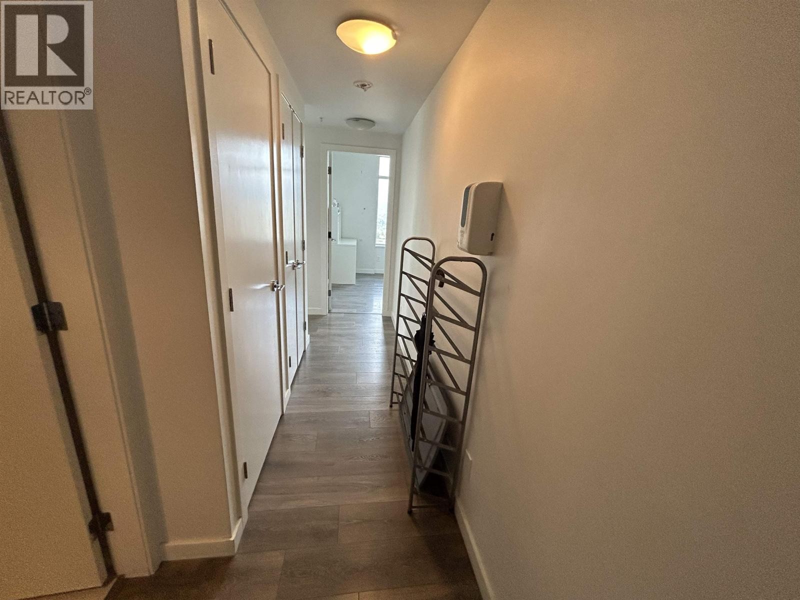 












2209 6461 TELFORD AVENUE

,
Burnaby,




British Columbia
V5H0B7


