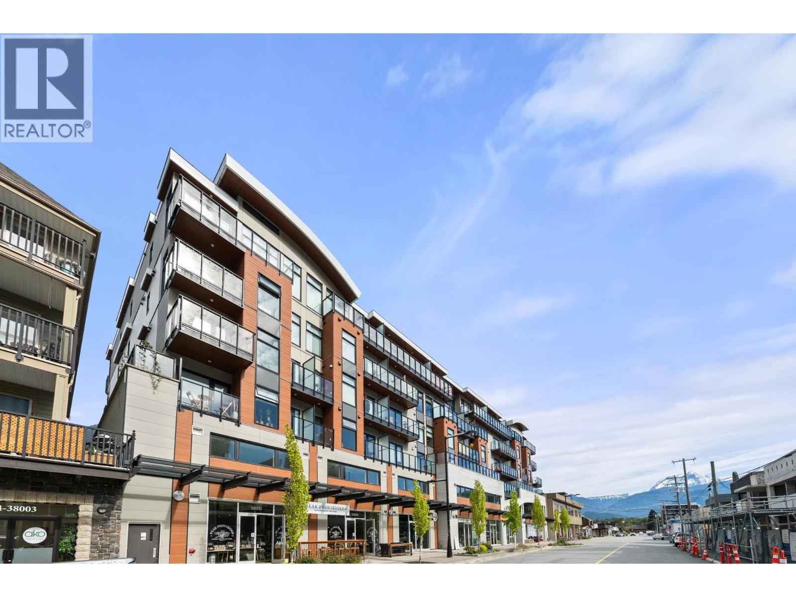 












411 38033 SECOND AVENUE

,
Squamish,




British Columbia
V8B0C4

