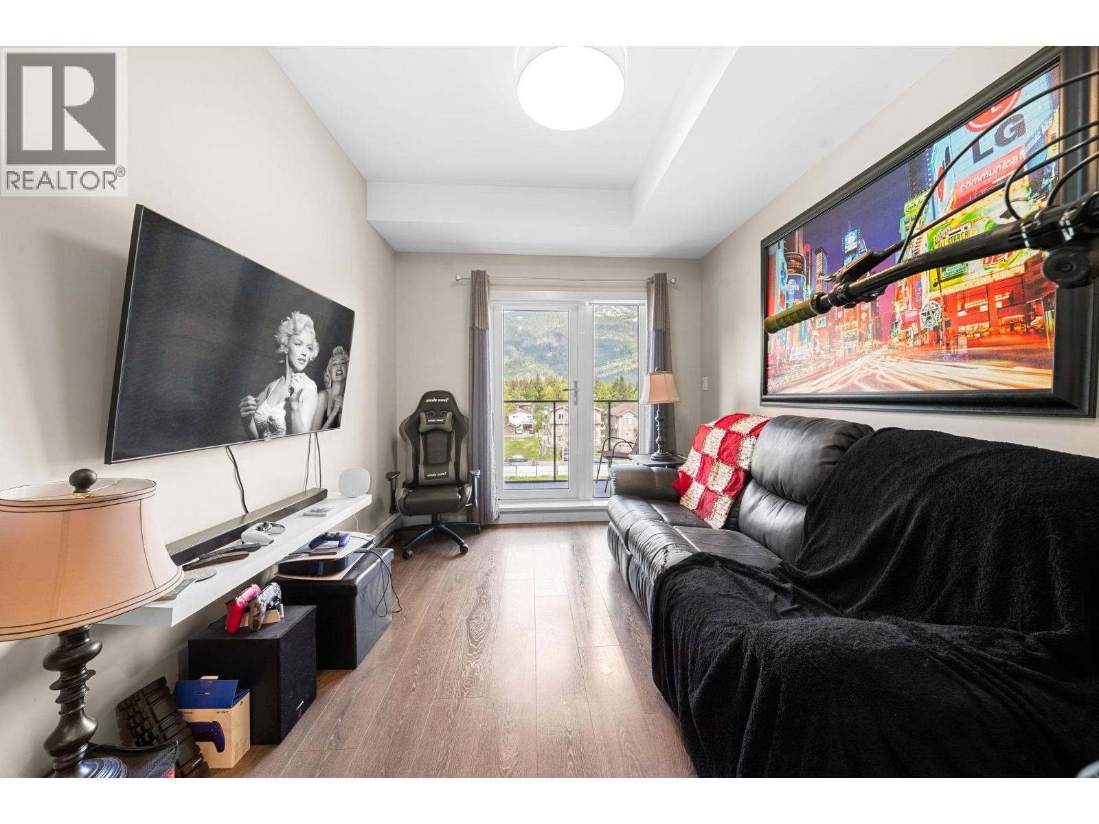 












411 38033 SECOND AVENUE

,
Squamish,




British Columbia
V8B0C4

