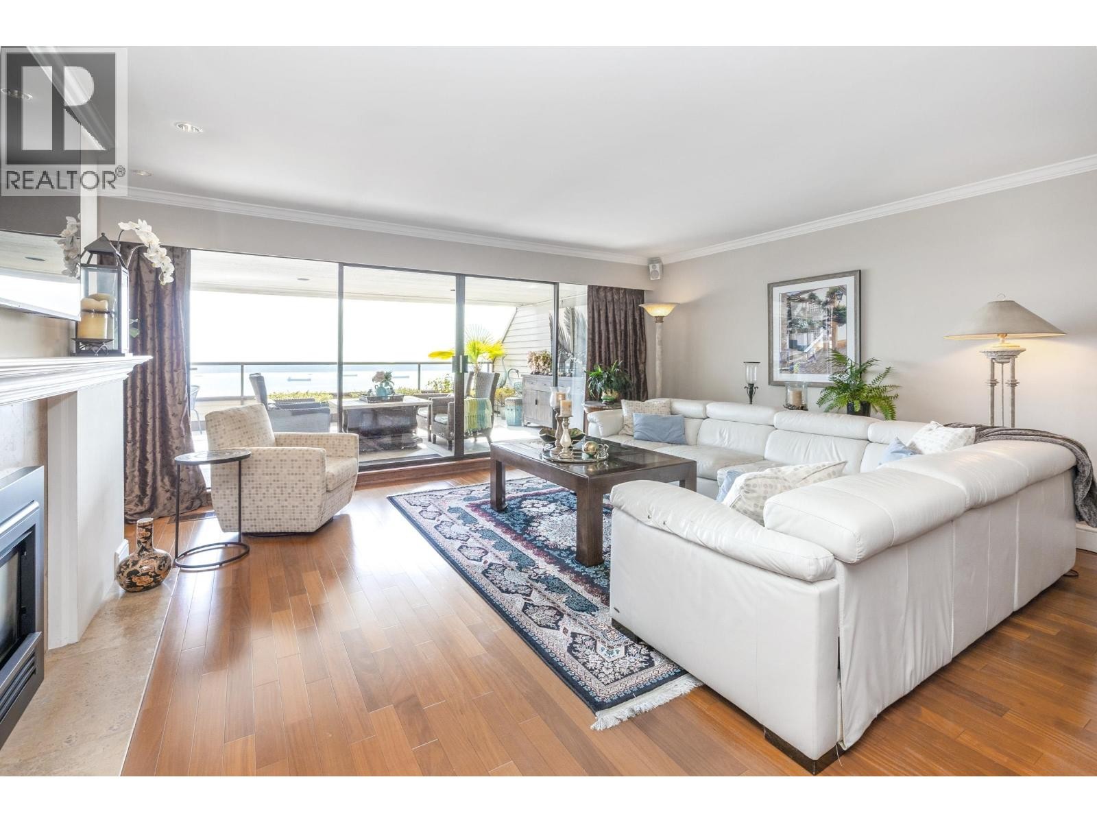 












33 2250 FOLKESTONE WAY

,
West Vancouver,




British Columbia
V7S2X7

