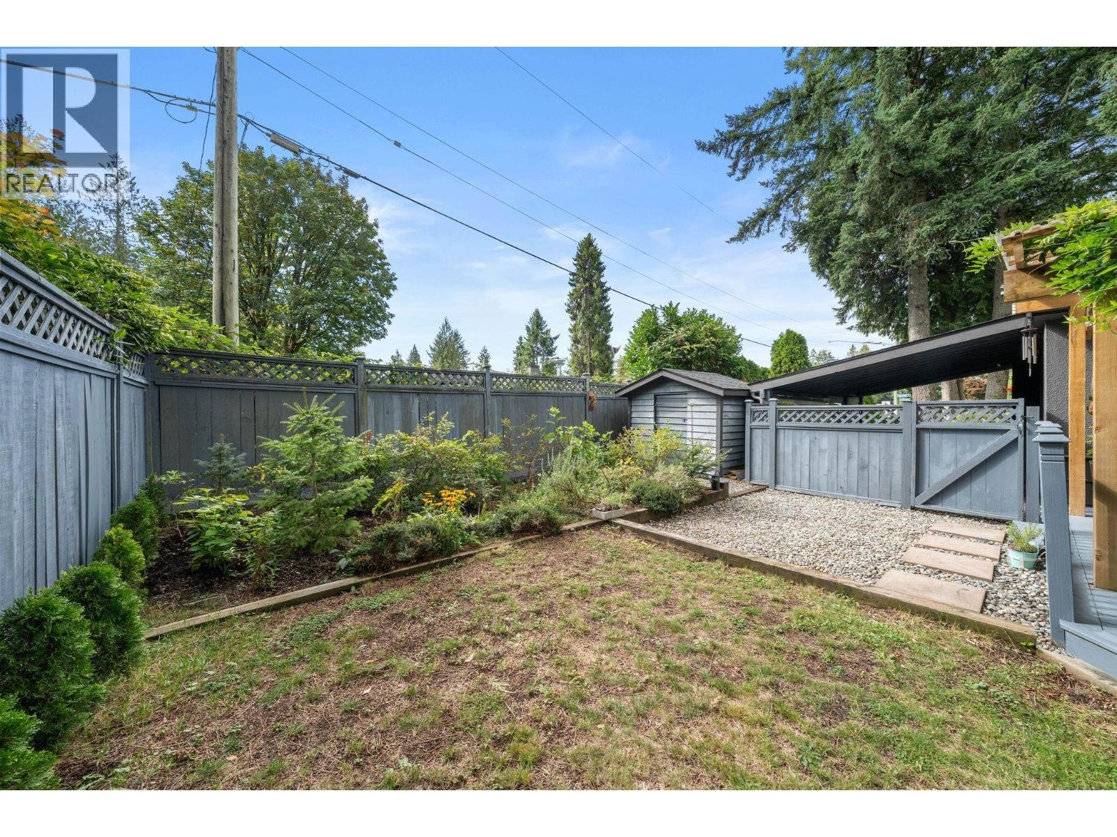 












3020 THORNCLIFFE DRIVE

,
North Vancouver,




British Columbia
V7R2T1

