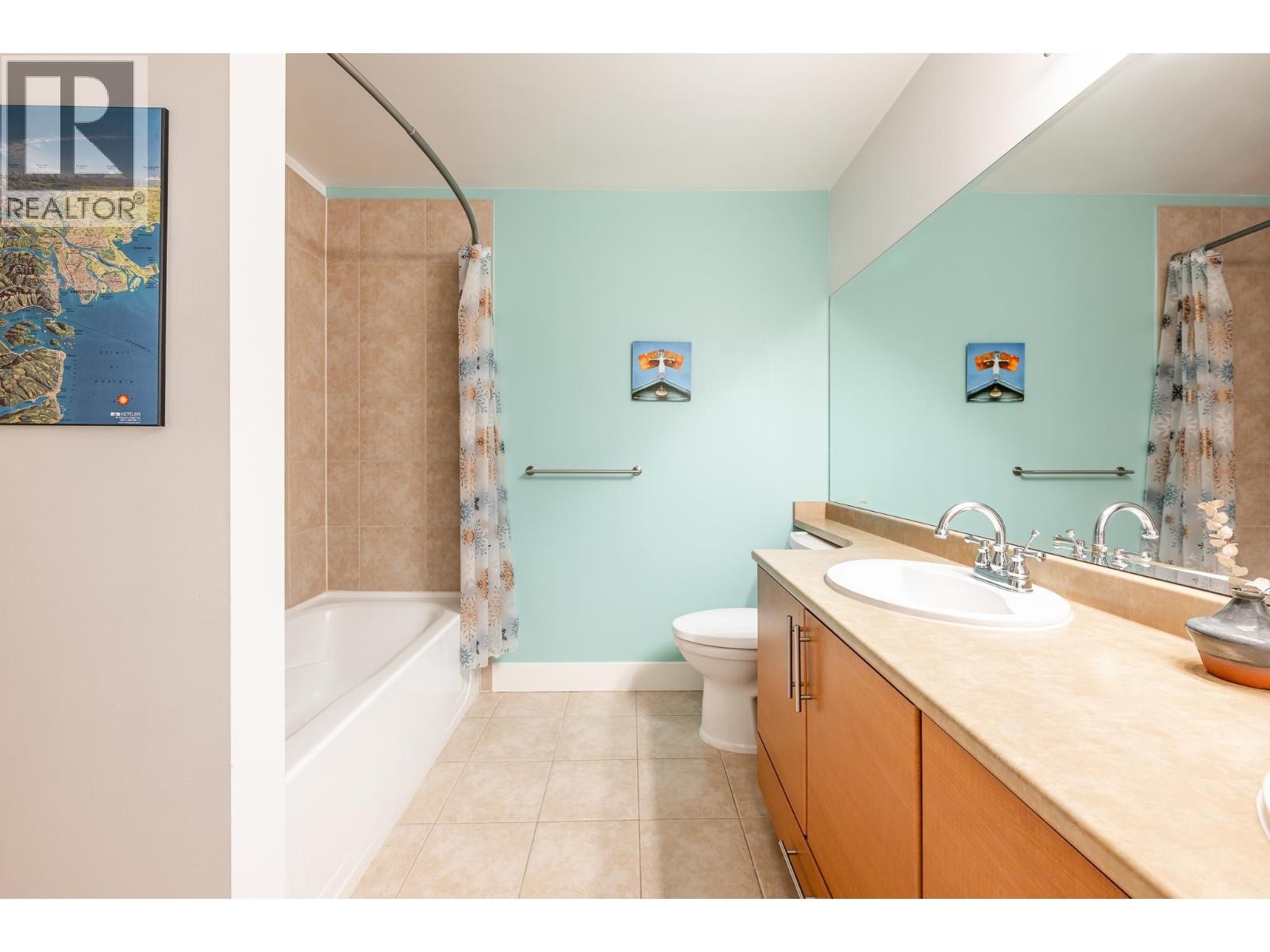 












521 1211 VILLAGE GREEN WAY

,
Squamish,




British Columbia
V8B0R7

