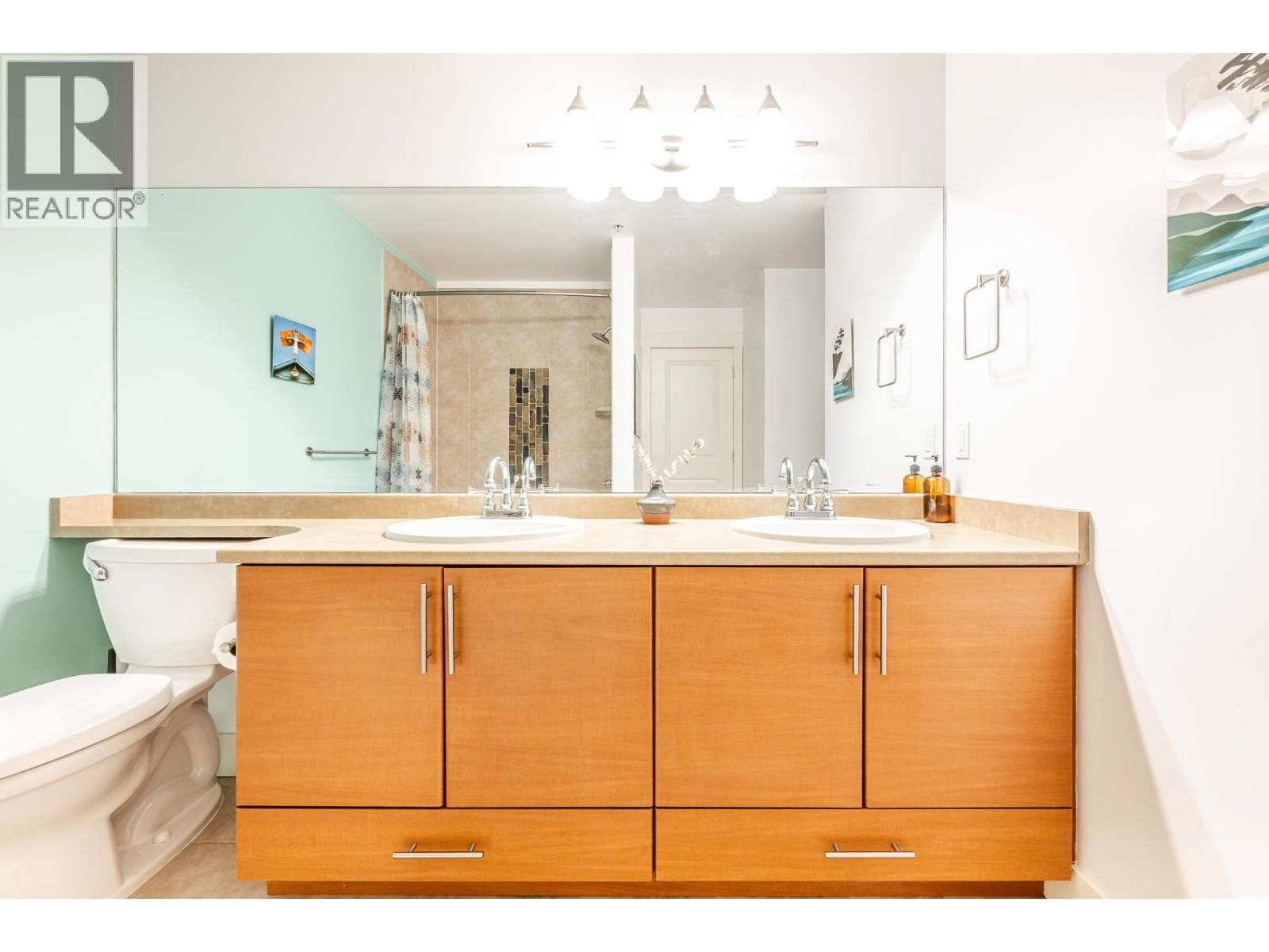 












521 1211 VILLAGE GREEN WAY

,
Squamish,




British Columbia
V8B0R7

