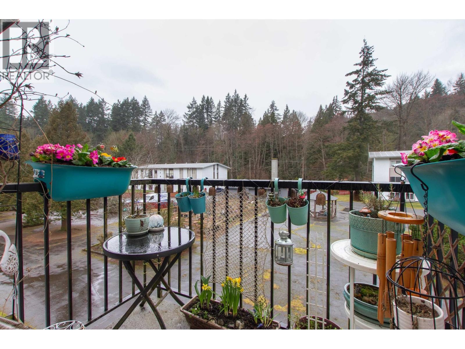 












35 38175 WESTWAY AVENUE

,
Squamish,




British Columbia
V8B0A5

