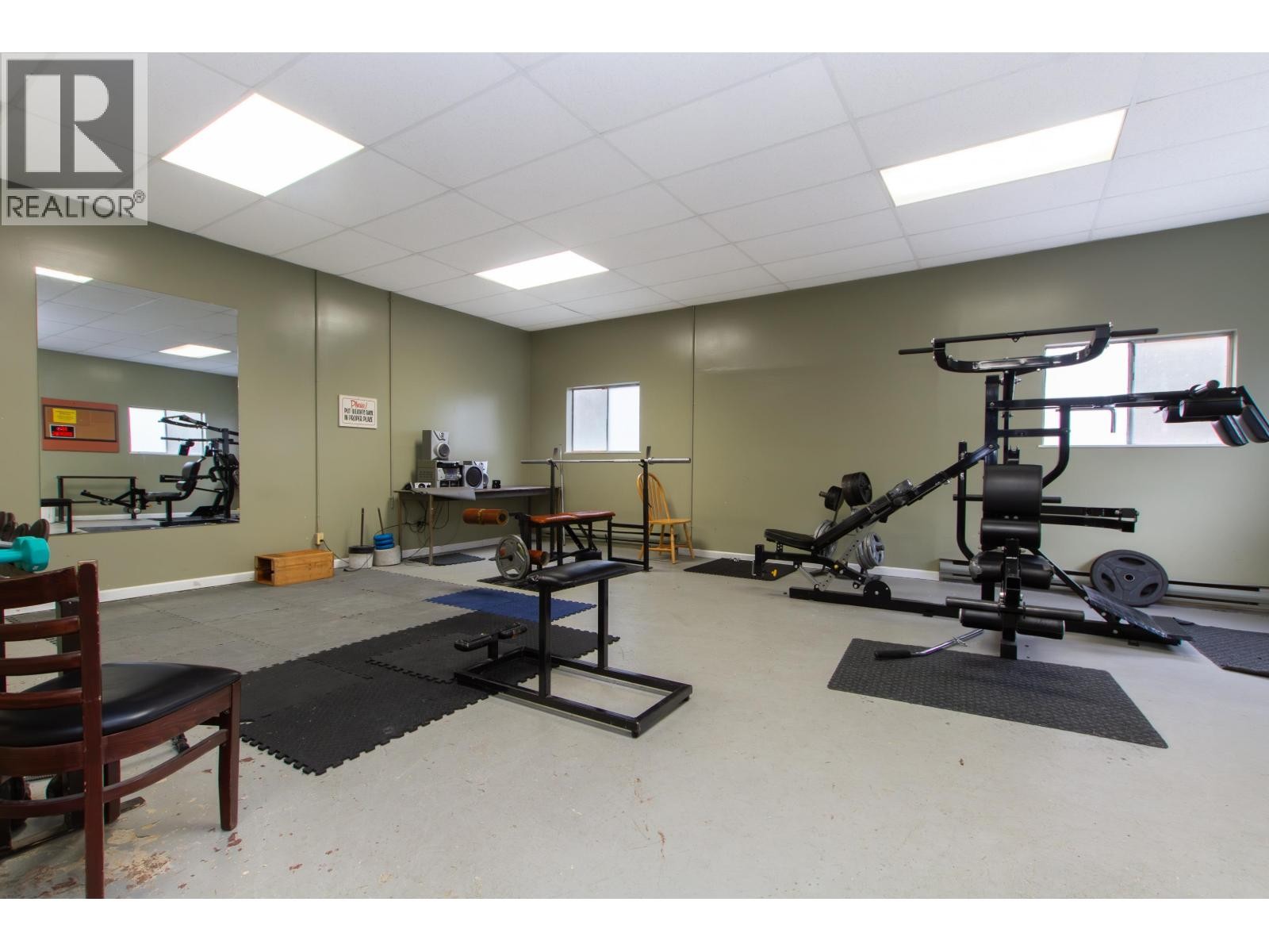 












35 38175 WESTWAY AVENUE

,
Squamish,




British Columbia
V8B0A5

