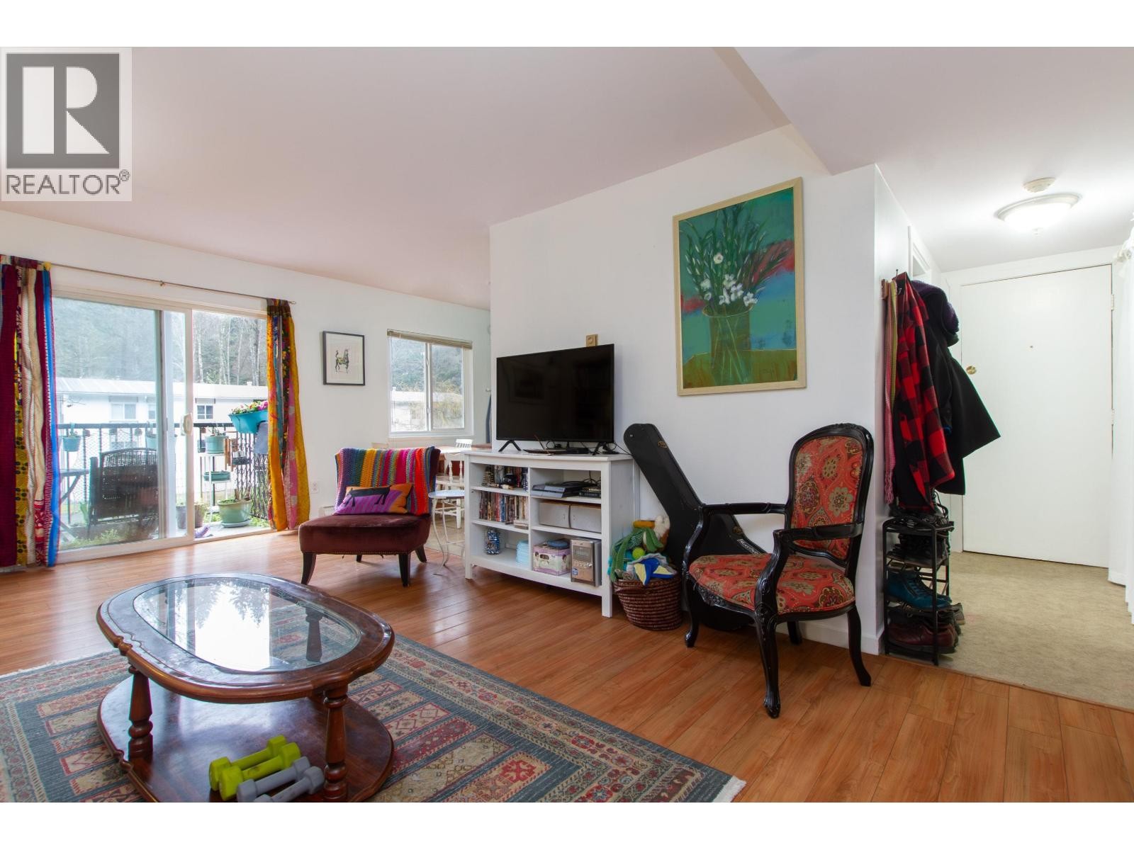 












35 38175 WESTWAY AVENUE

,
Squamish,




British Columbia
V8B0A5

