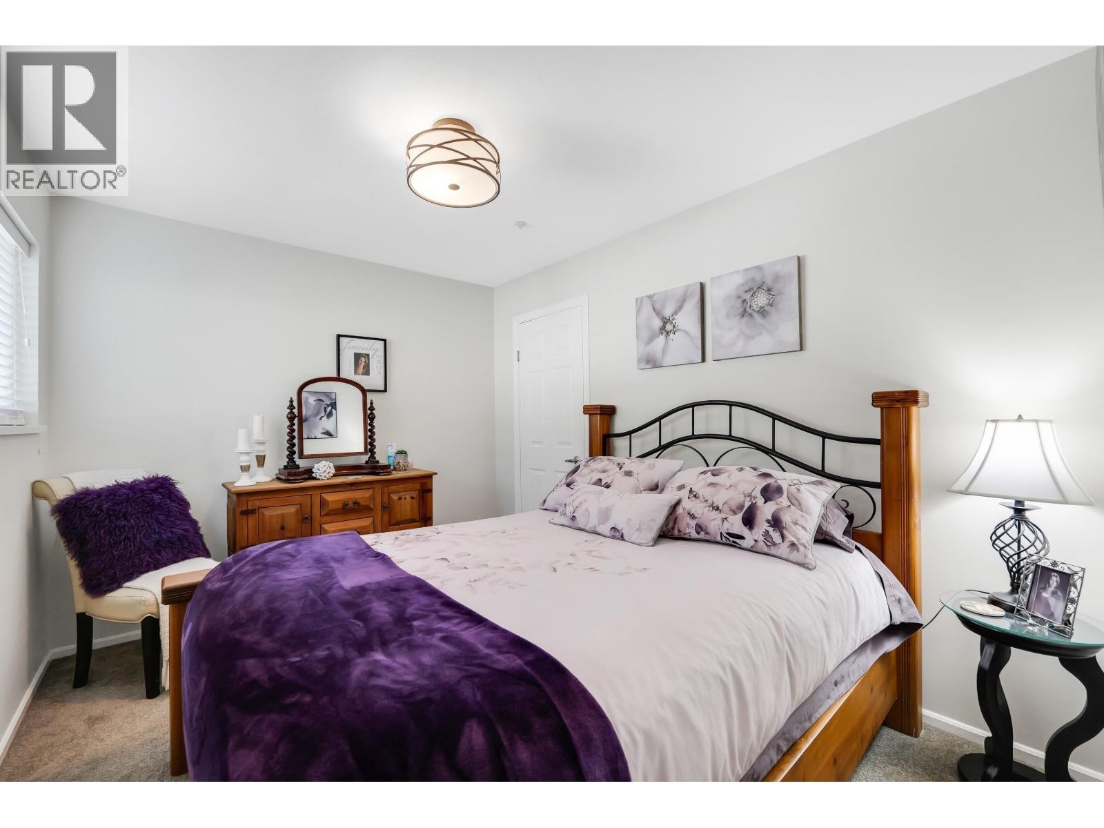 












10 2401 MAMQUAM ROAD

,
Squamish,




British Columbia
V8B0H6

