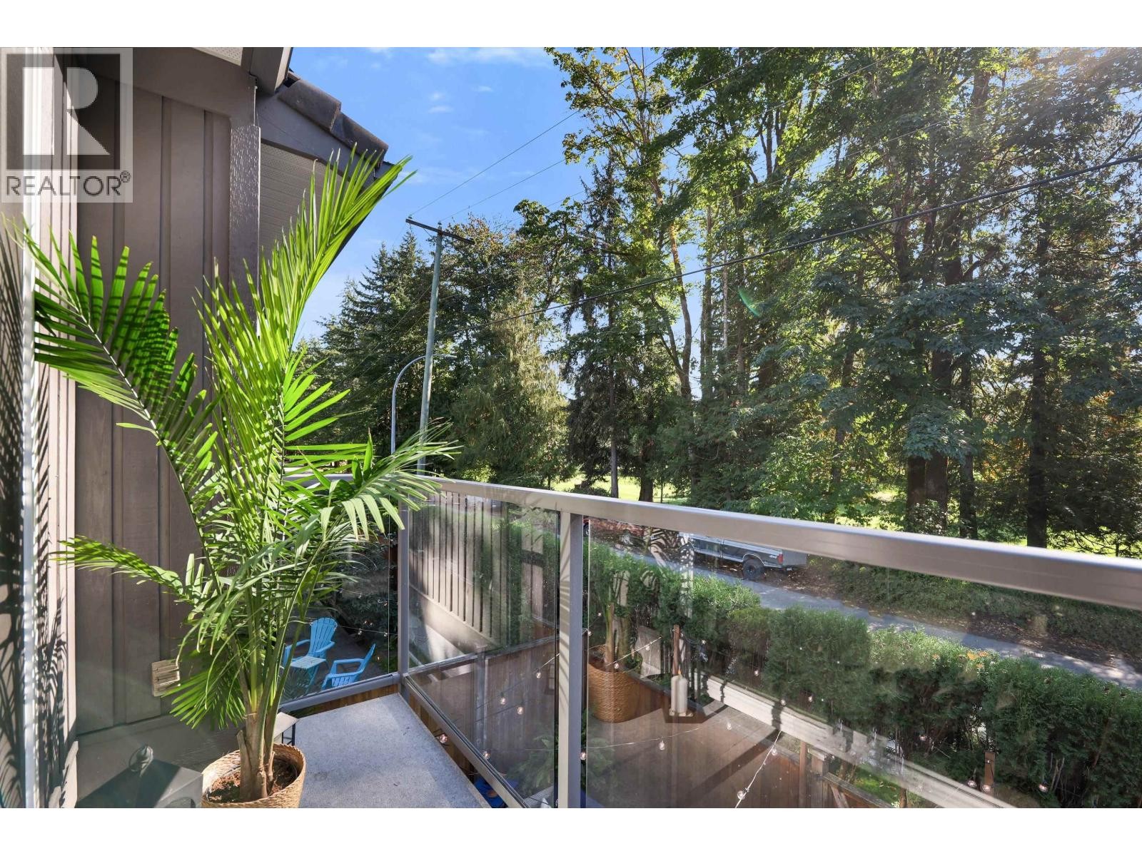 












10 2401 MAMQUAM ROAD

,
Squamish,




British Columbia
V8B0H6

