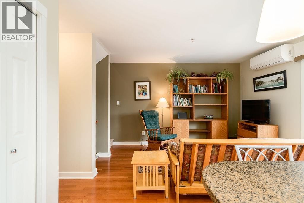 












3 1233 MAIN STREET

,
Squamish,




British Columbia
V8B0P7

