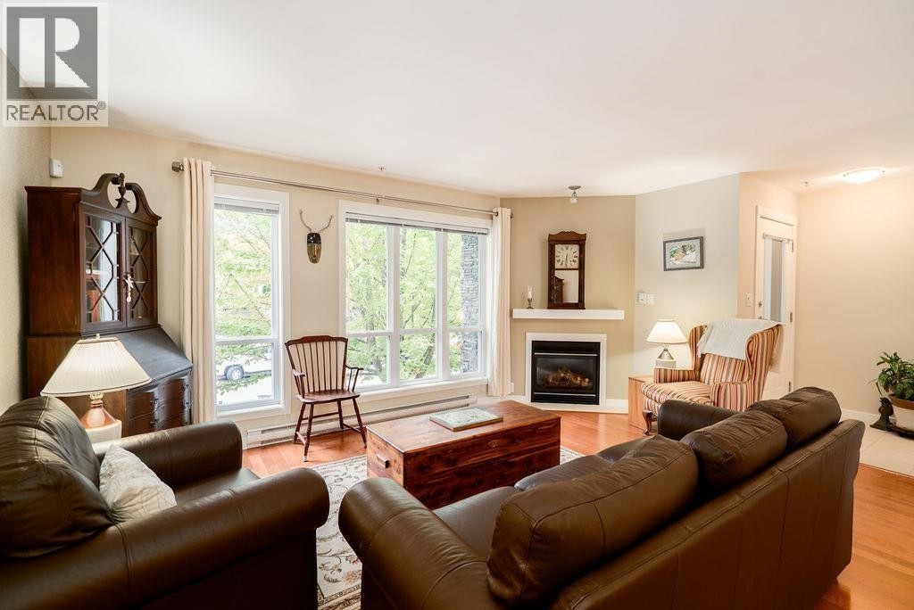 












3 1233 MAIN STREET

,
Squamish,




British Columbia
V8B0P7

