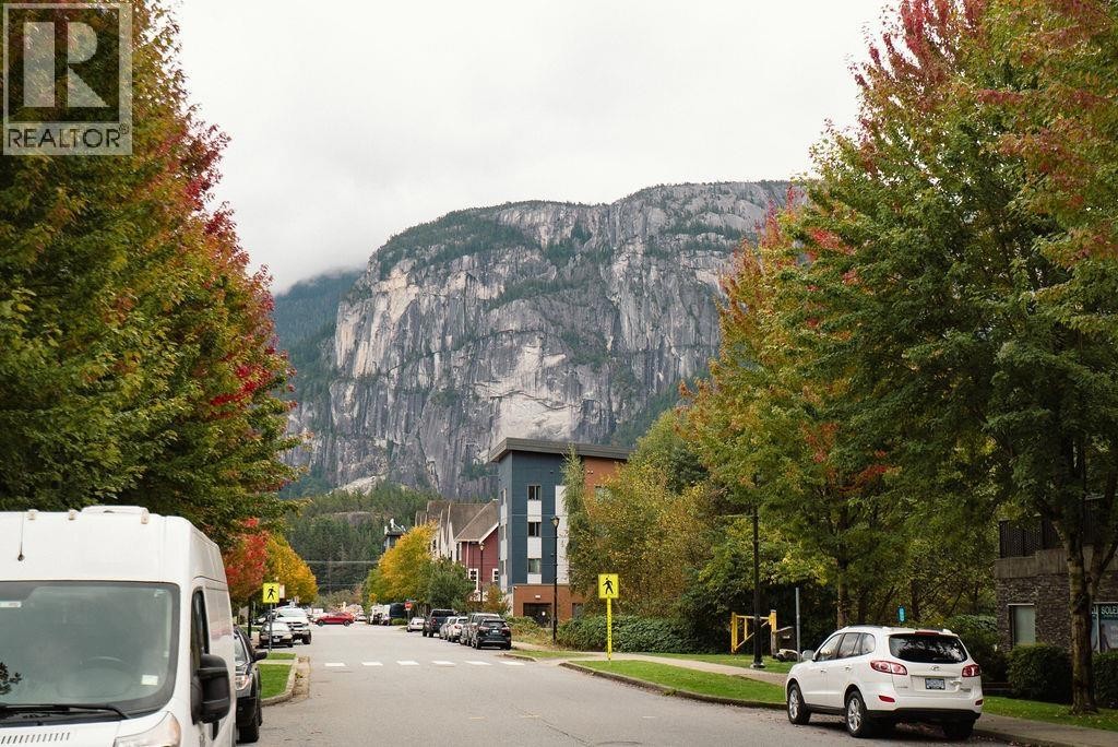 












3 1233 MAIN STREET

,
Squamish,




British Columbia
V8B0P7

