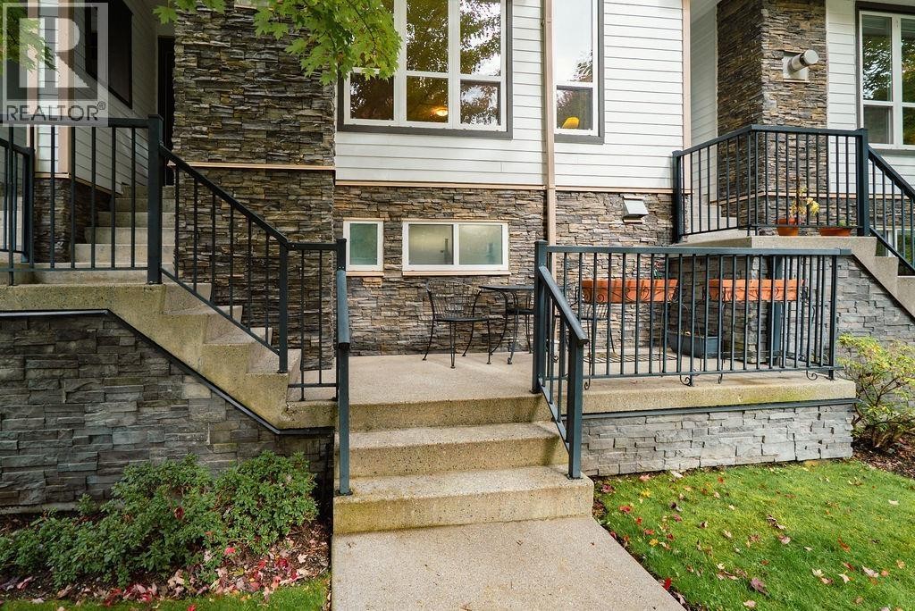 












3 1233 MAIN STREET

,
Squamish,




British Columbia
V8B0P7

