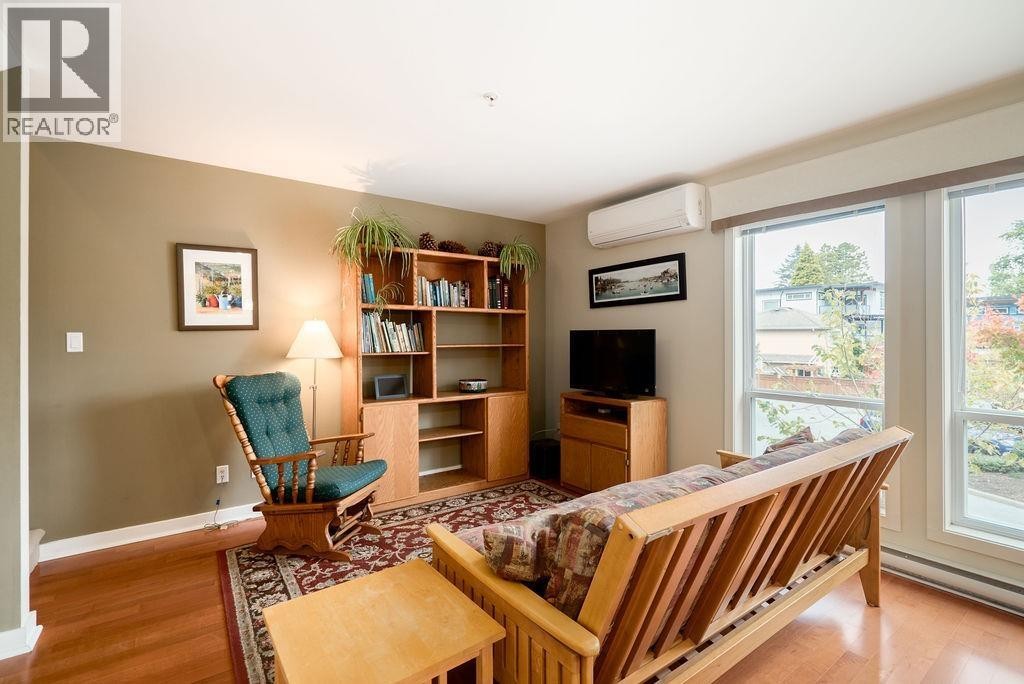 












3 1233 MAIN STREET

,
Squamish,




British Columbia
V8B0P7

