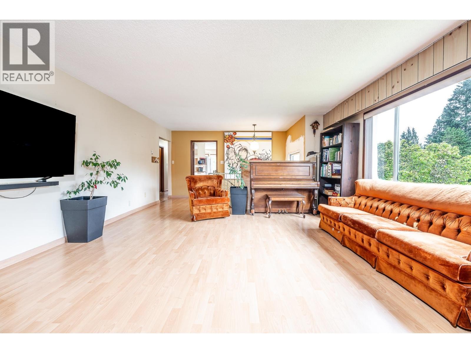 












2332 ARGYLE CRESCENT

,
Squamish,




British Columbia
V0N1T0

