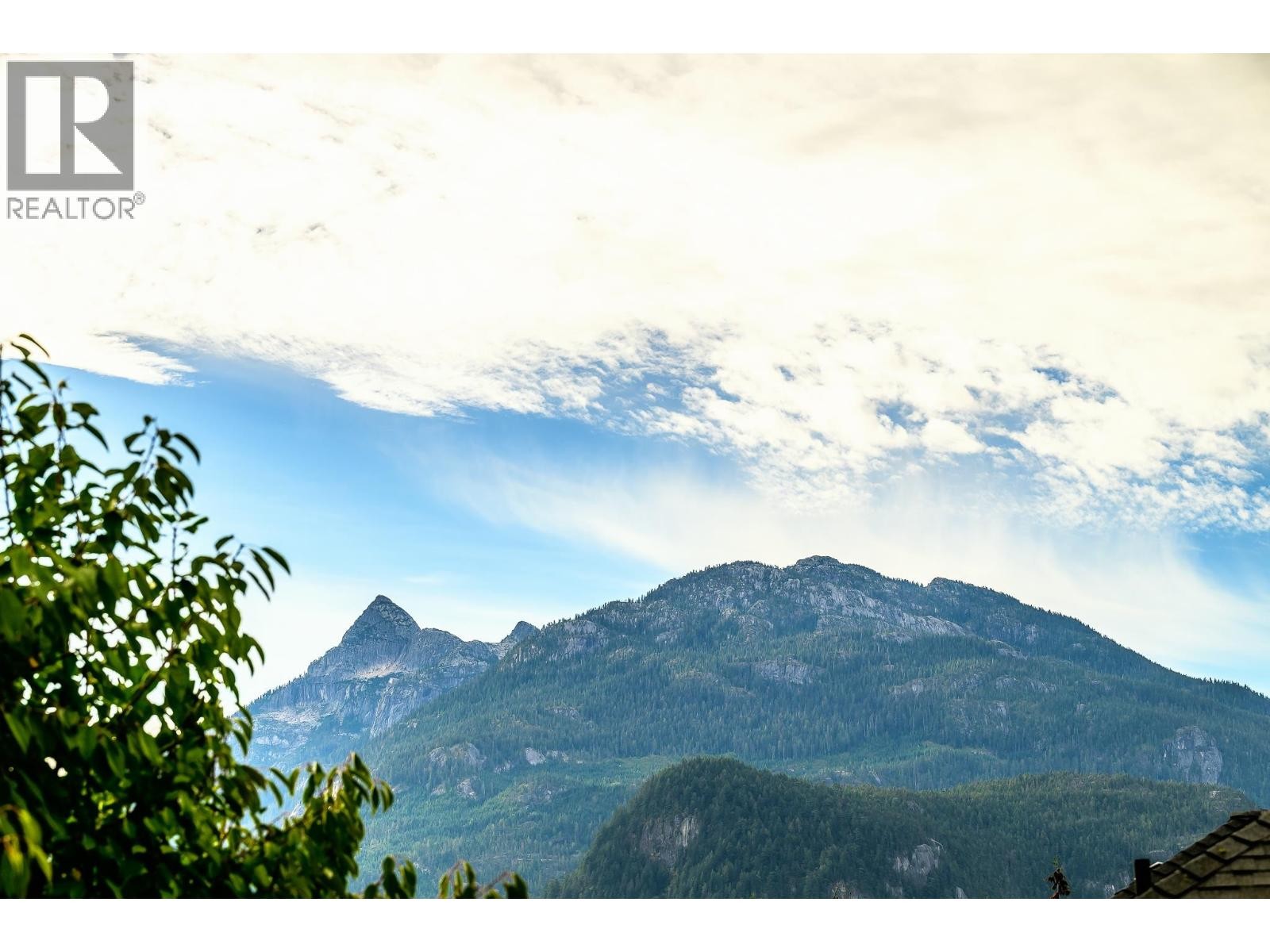 












2332 ARGYLE CRESCENT

,
Squamish,




British Columbia
V0N1T0

