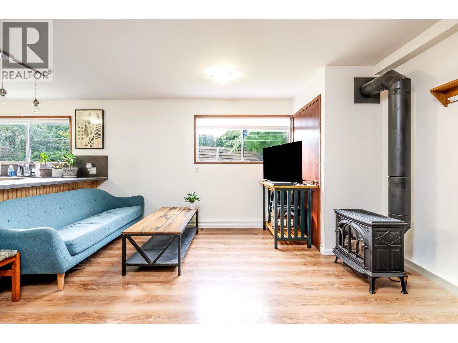 












2332 ARGYLE CRESCENT

,
Squamish,




British Columbia
V0N1T0

