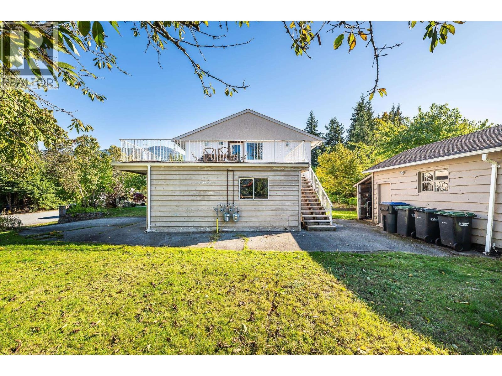 












2332 ARGYLE CRESCENT

,
Squamish,




British Columbia
V0N1T0

