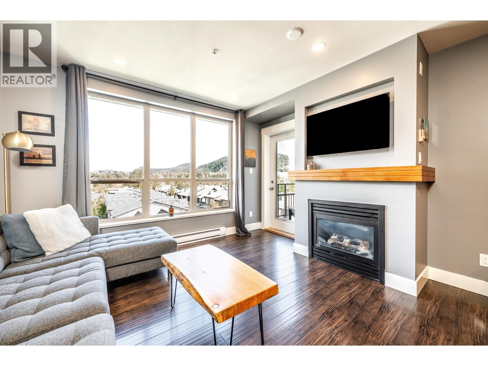 












521 1211 VILLAGE GREEN WAY

,
Squamish,




British Columbia
V8B0R7

