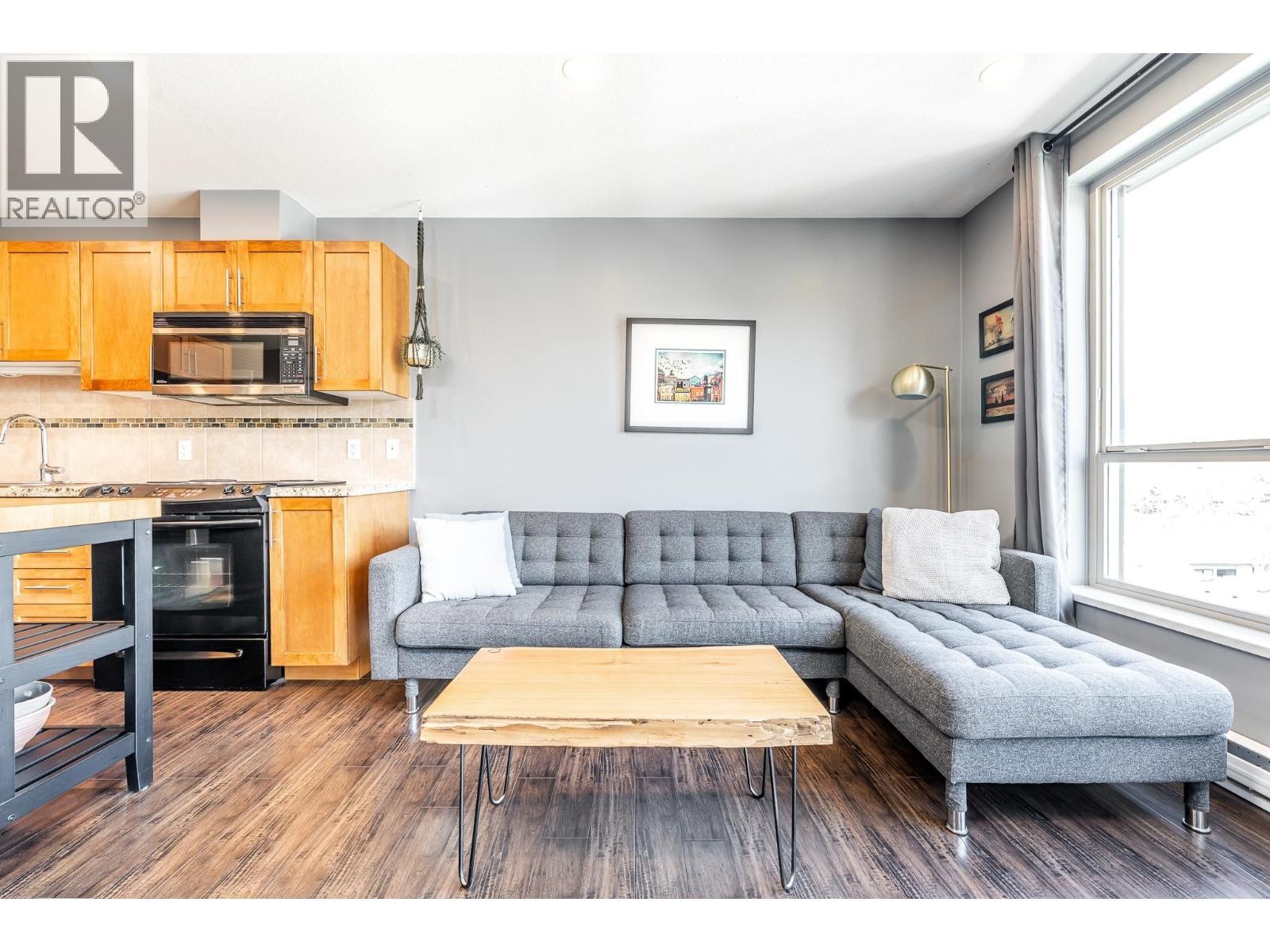 












521 1211 VILLAGE GREEN WAY

,
Squamish,




British Columbia
V8B0R7

