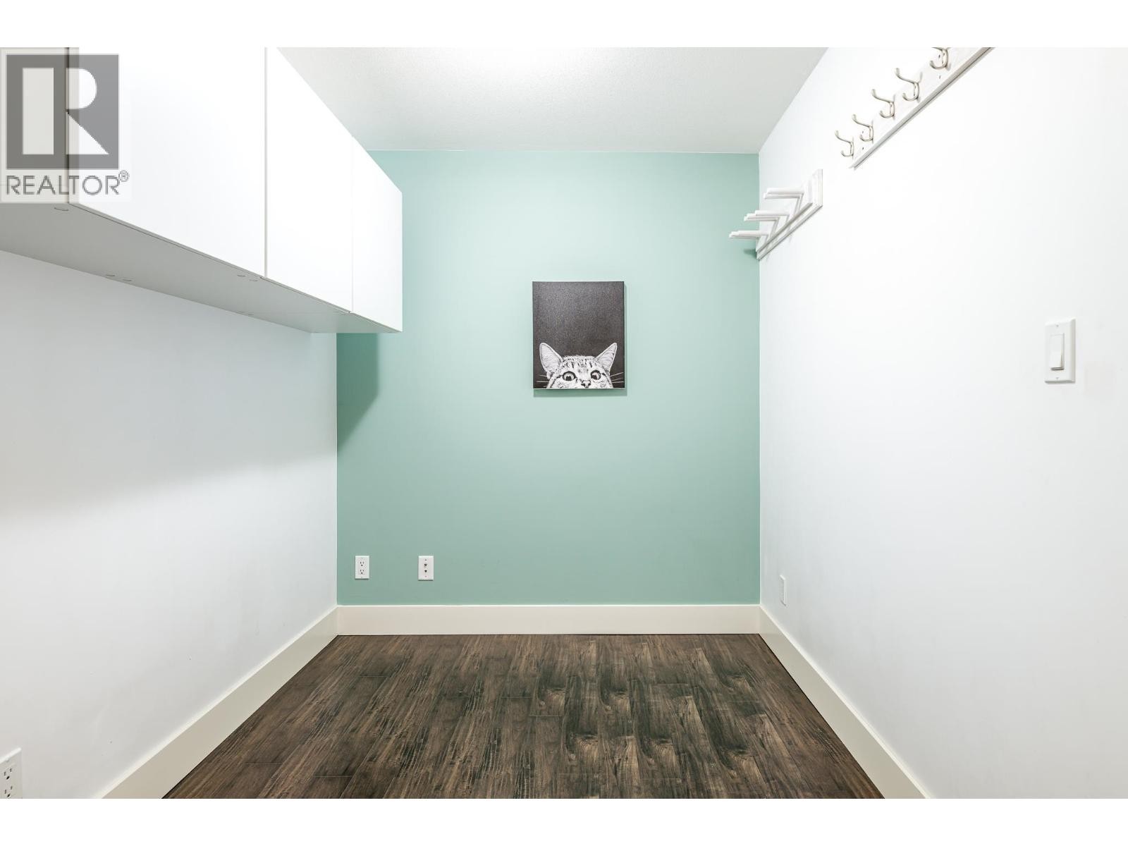 












521 1211 VILLAGE GREEN WAY

,
Squamish,




British Columbia
V8B0R7

