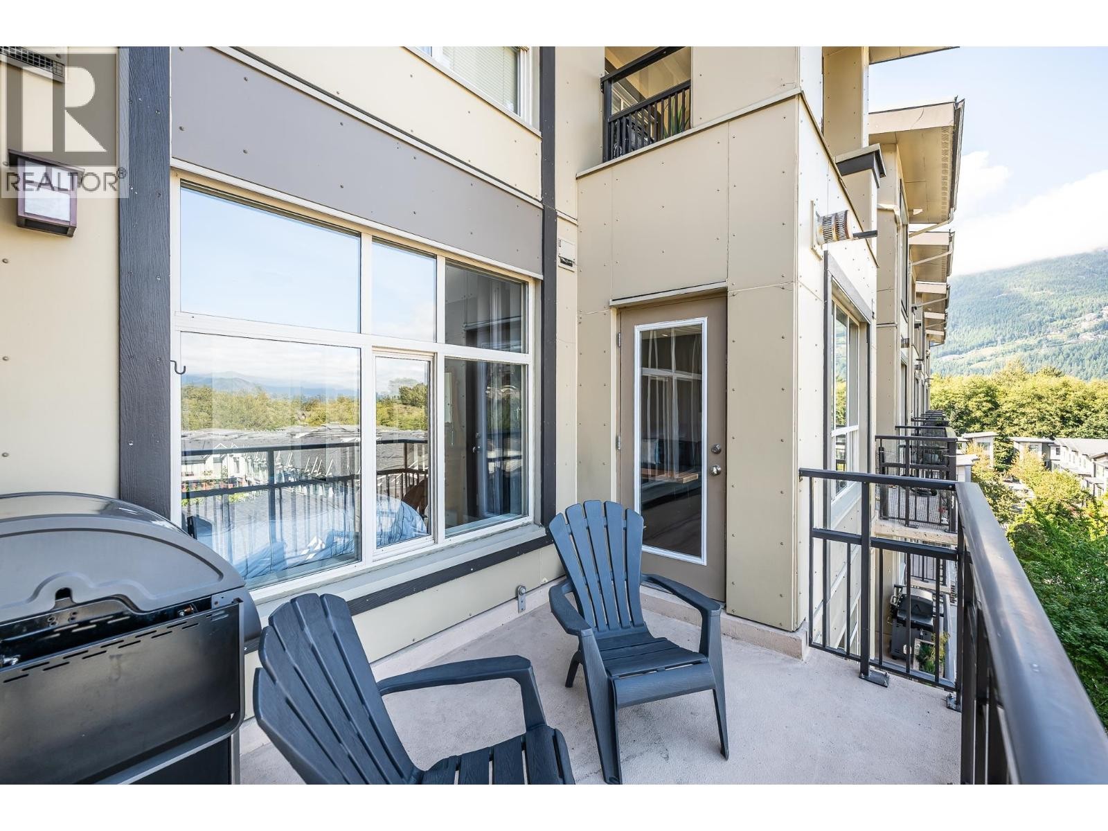 












521 1211 VILLAGE GREEN WAY

,
Squamish,




British Columbia
V8B0R7

