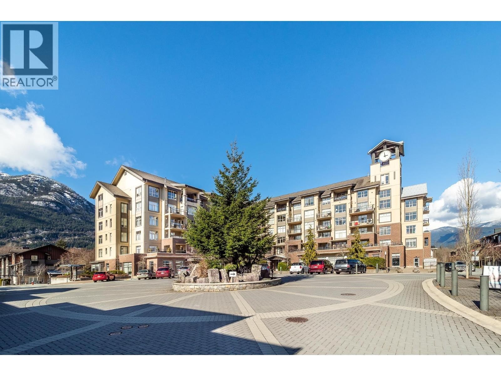 












521 1211 VILLAGE GREEN WAY

,
Squamish,




British Columbia
V8B0R7

