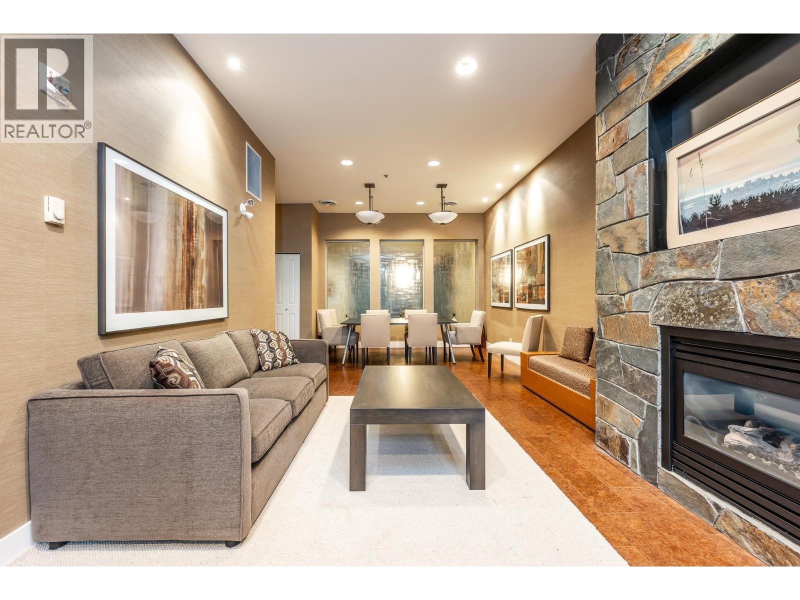 












521 1211 VILLAGE GREEN WAY

,
Squamish,




British Columbia
V8B0R7

