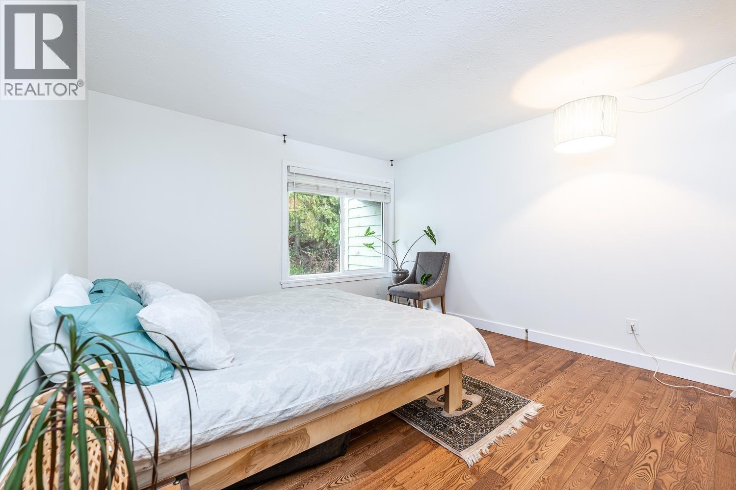 












40628 PERTH DRIVE

,
Squamish,




British Columbia
V0N1T0

