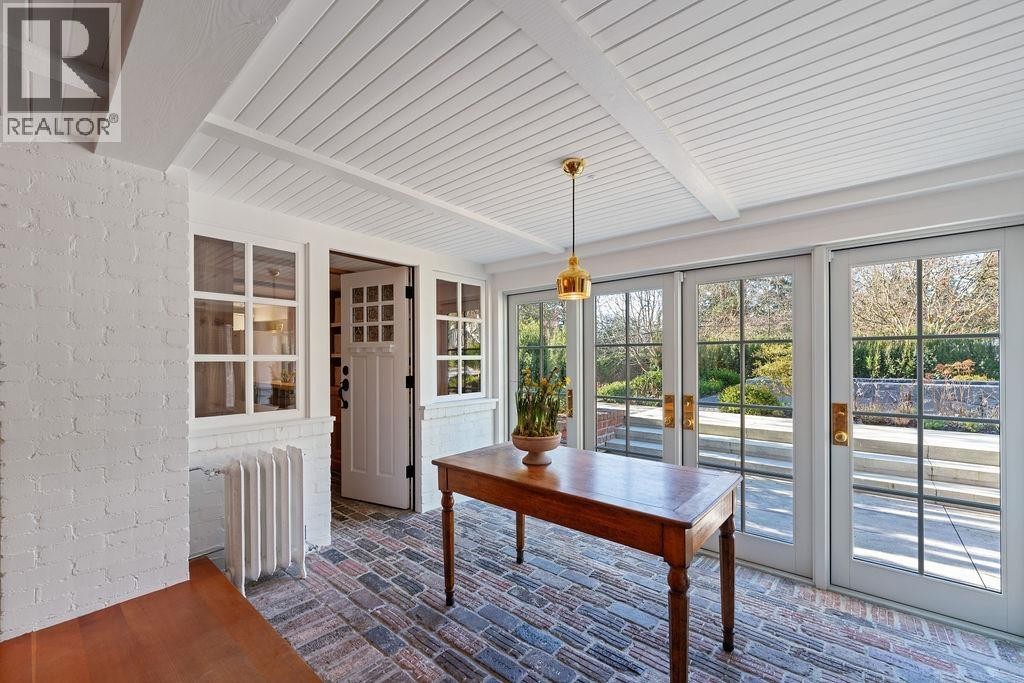 












6476 BLENHEIM STREET

,
Vancouver,




British Columbia
V6N1R5

