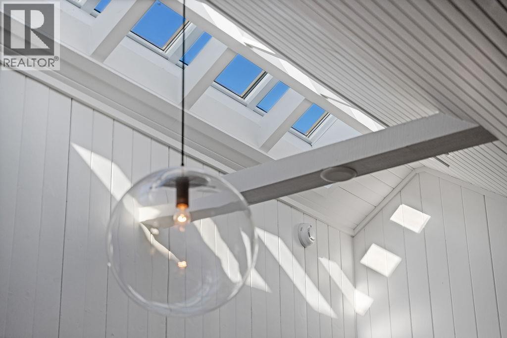 












6476 BLENHEIM STREET

,
Vancouver,




British Columbia
V6N1R5

