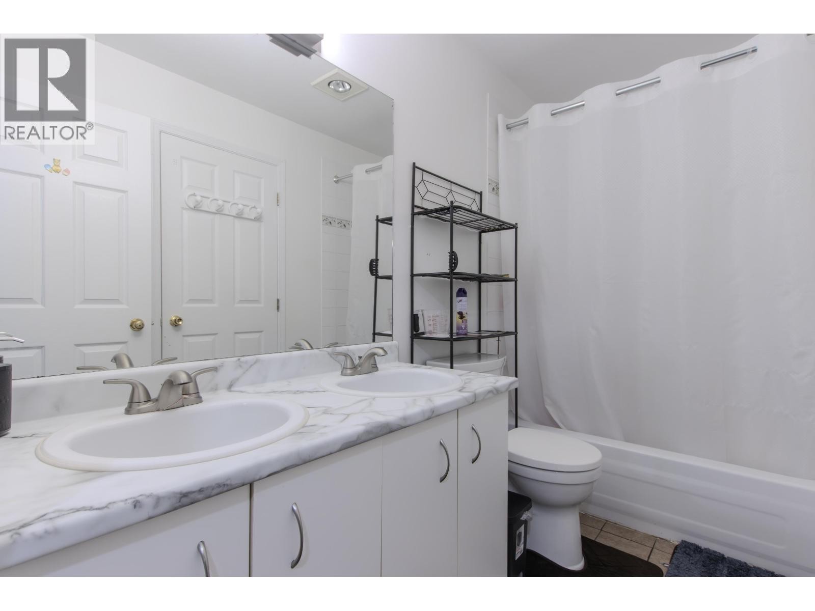 












34 39920 GOVERNMENT ROAD

,
Squamish,




British Columbia
V8B0G5

