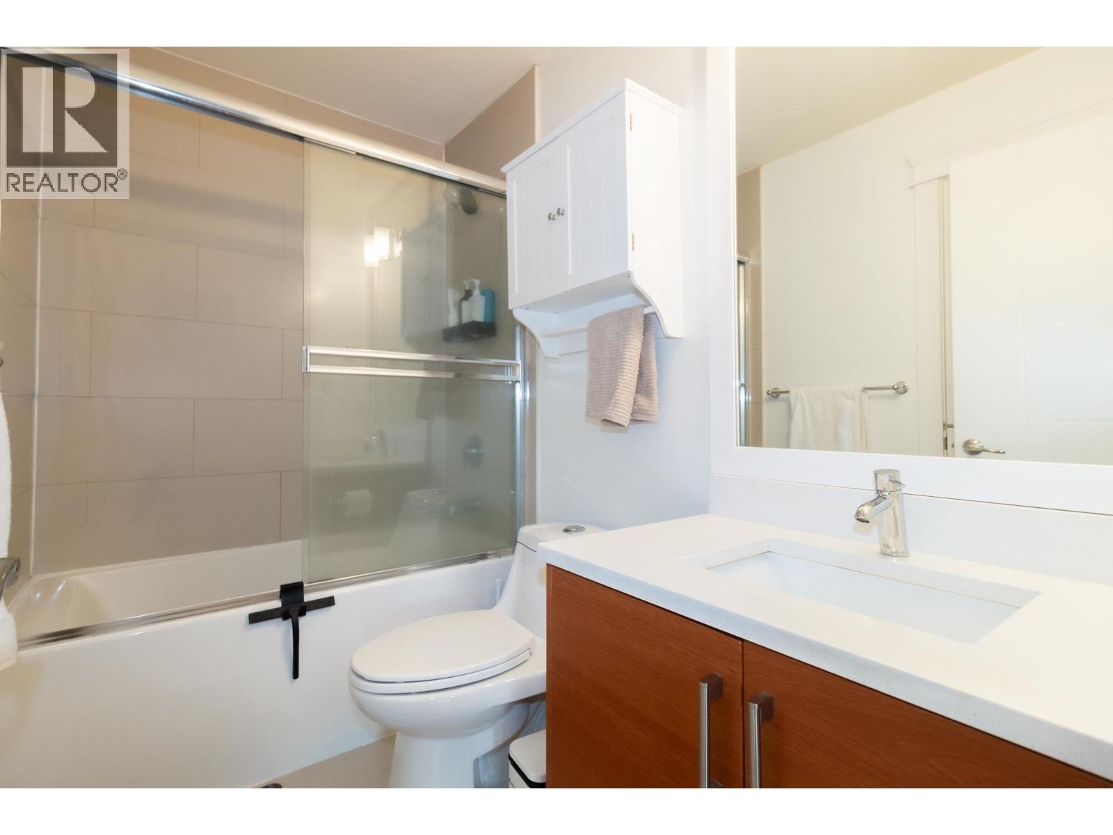 












39010 KINGFISHER ROAD

,
Squamish,




British Columbia
V8B0S9

