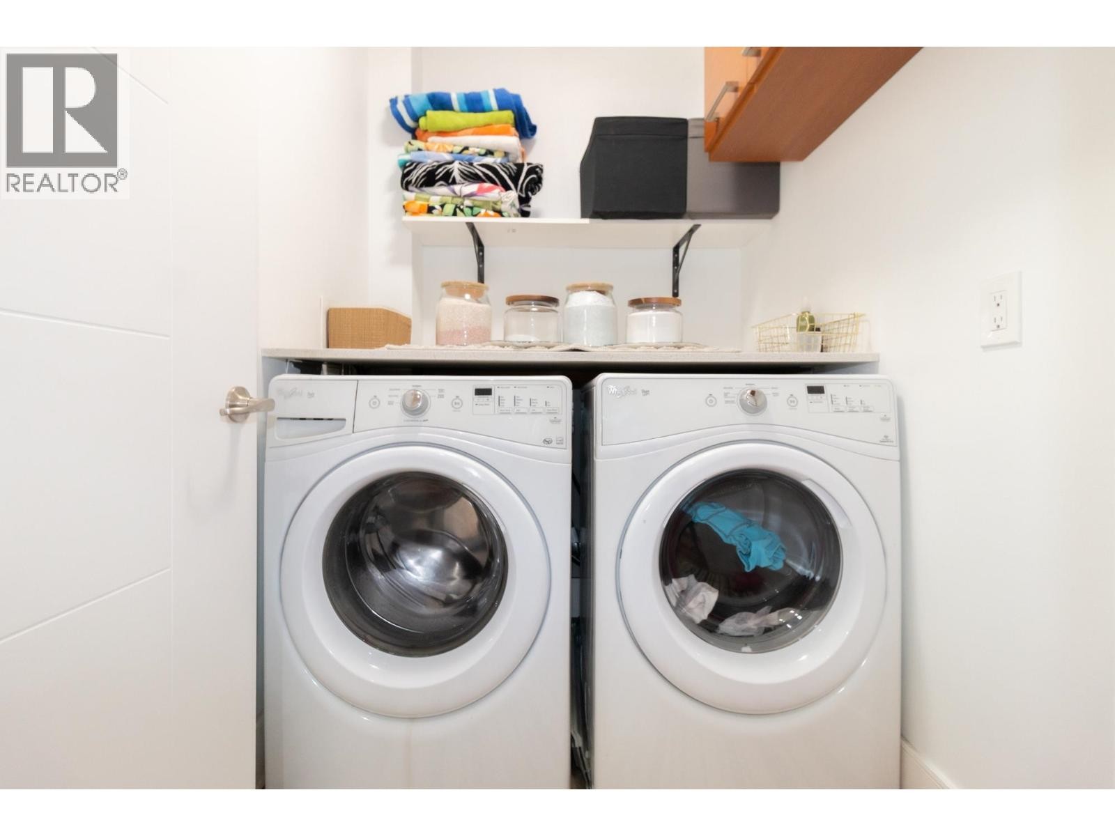 












39010 KINGFISHER ROAD

,
Squamish,




British Columbia
V8B0S9

