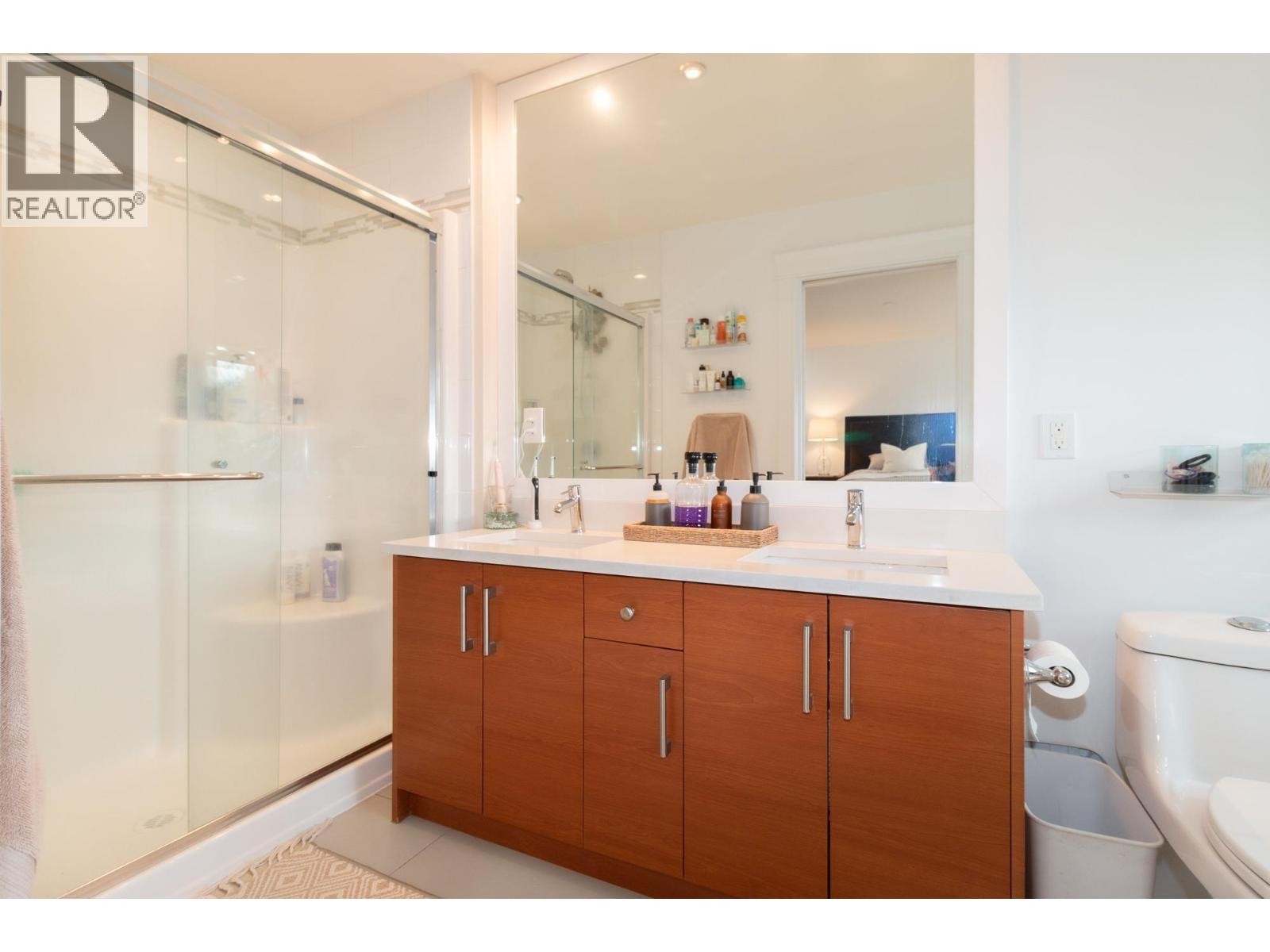 












39010 KINGFISHER ROAD

,
Squamish,




British Columbia
V8B0S9

